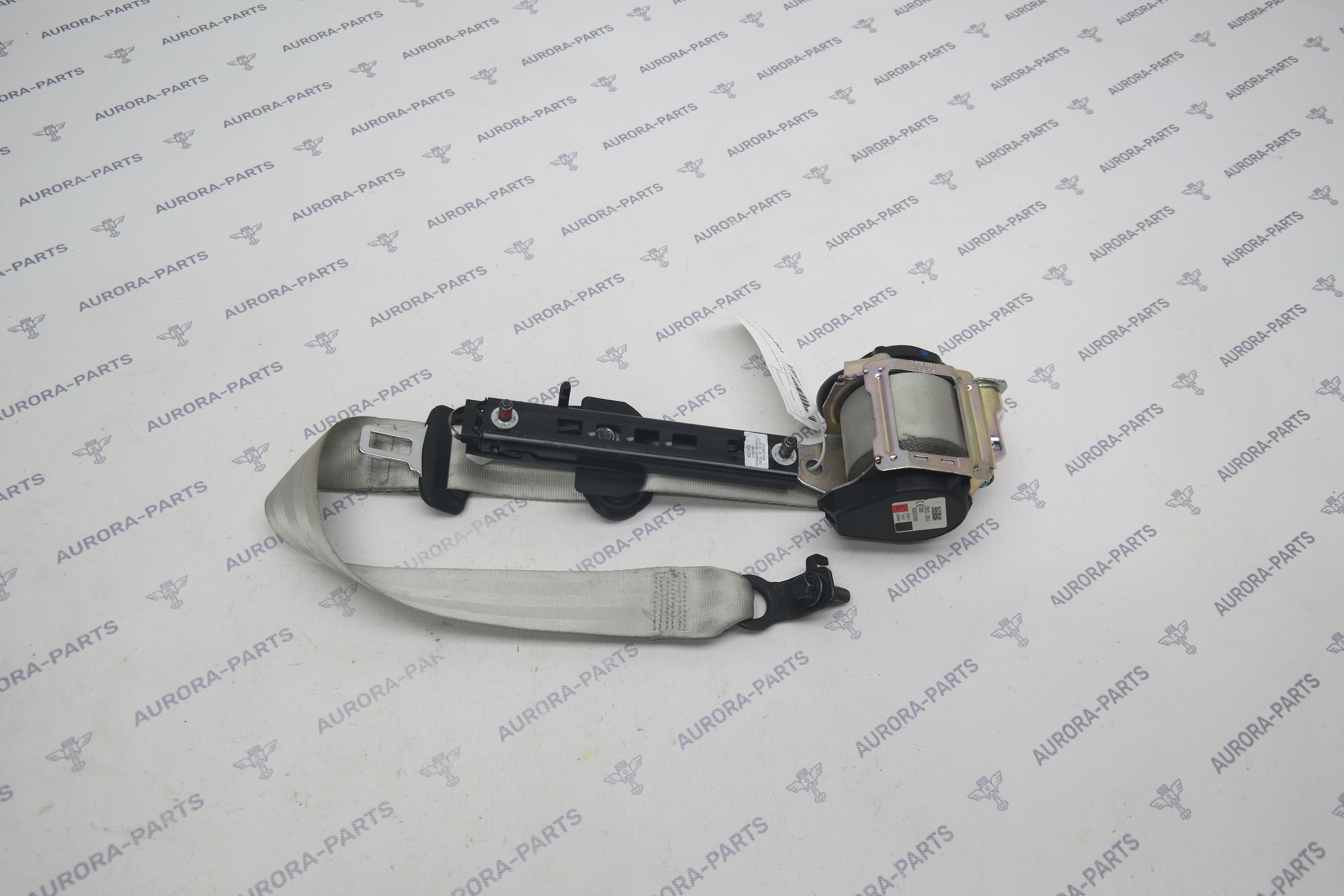 Ремень безопасности задний LH Volvo XC90