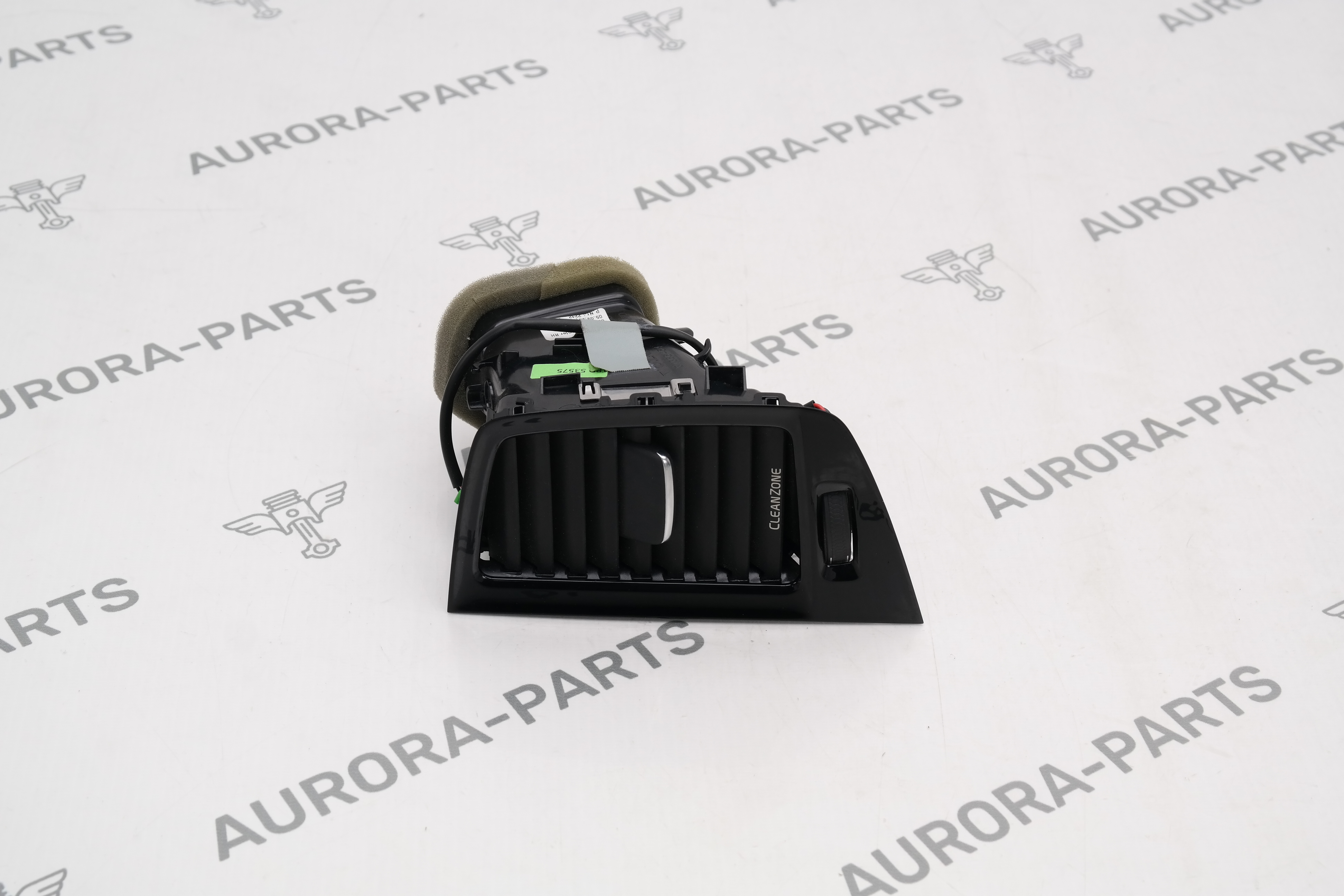 Дефлектор торпеды RH Volvo XC90