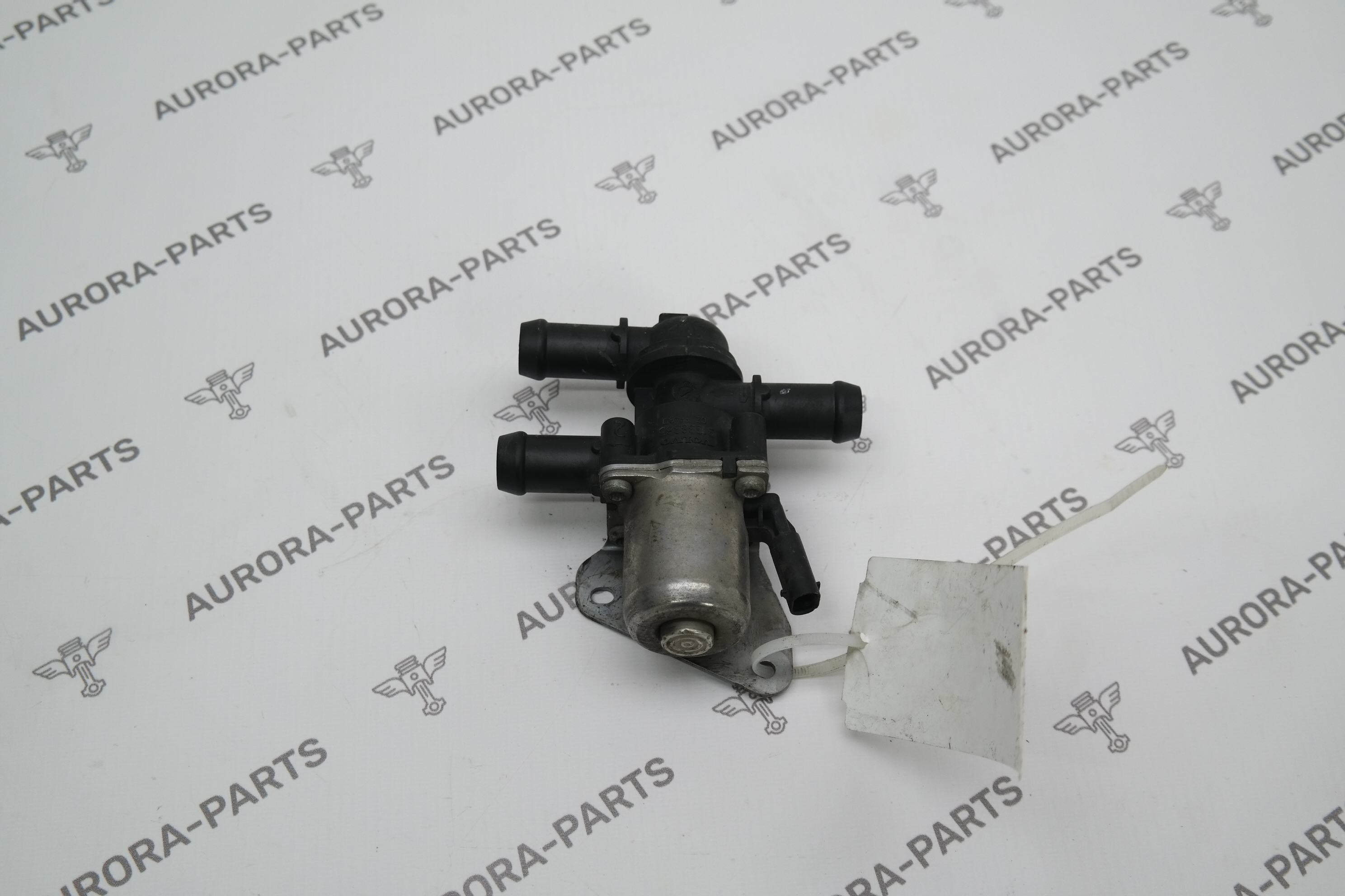 Клапан охлаждающей жидкости Volvo XC90