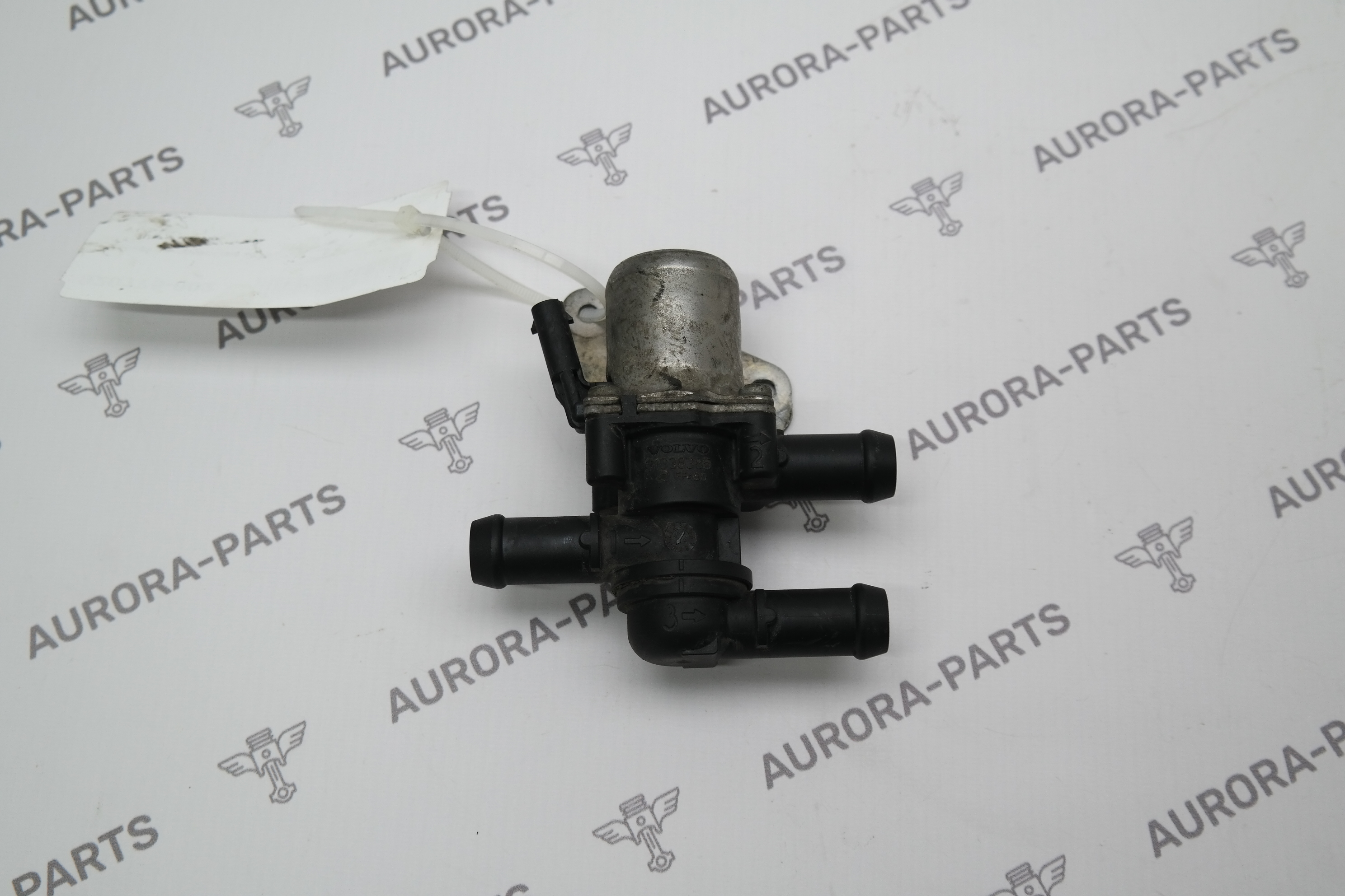 Клапан охлаждающей жидкости Volvo XC90