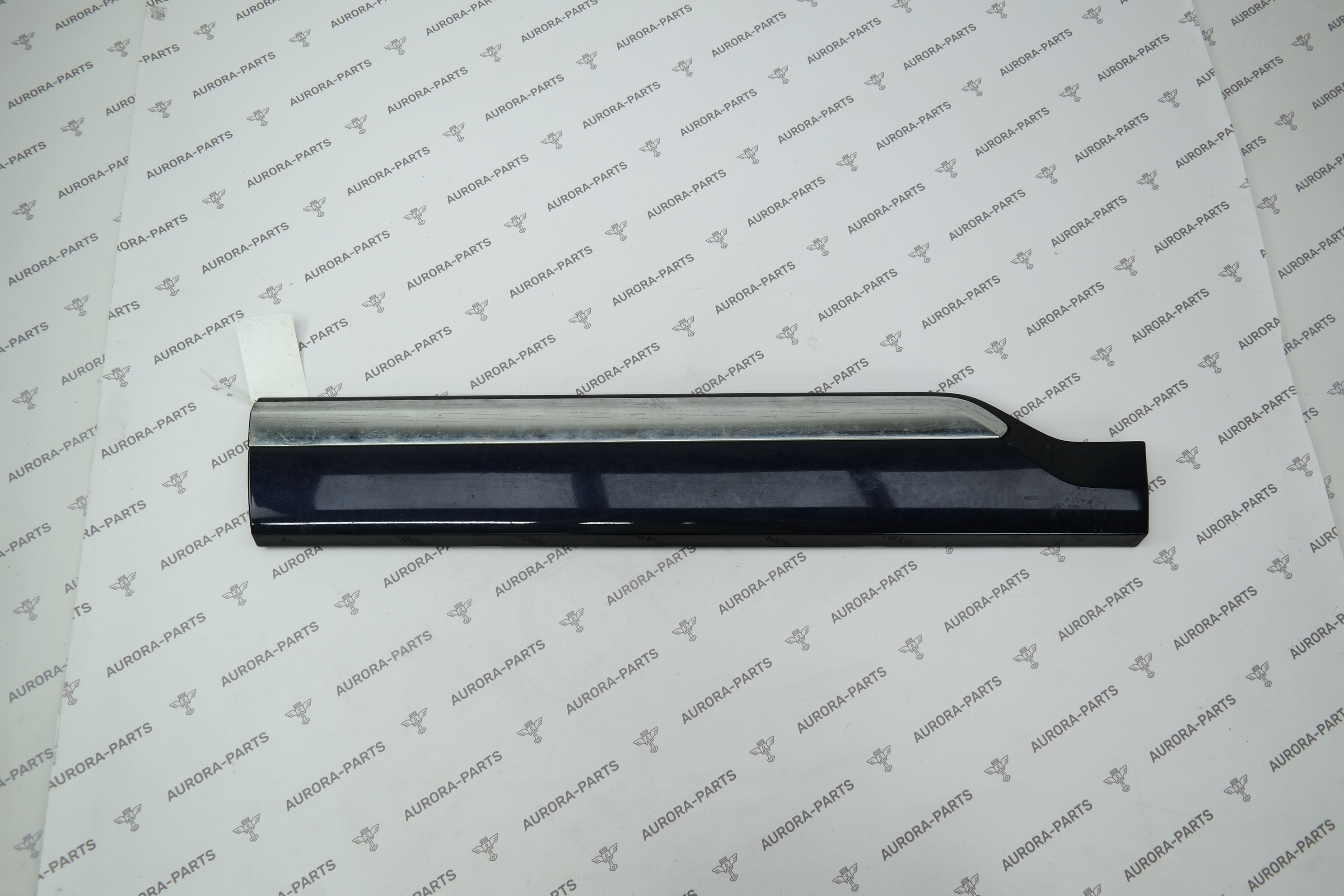 Молдинг задней двери нижний LH Volvo XC90