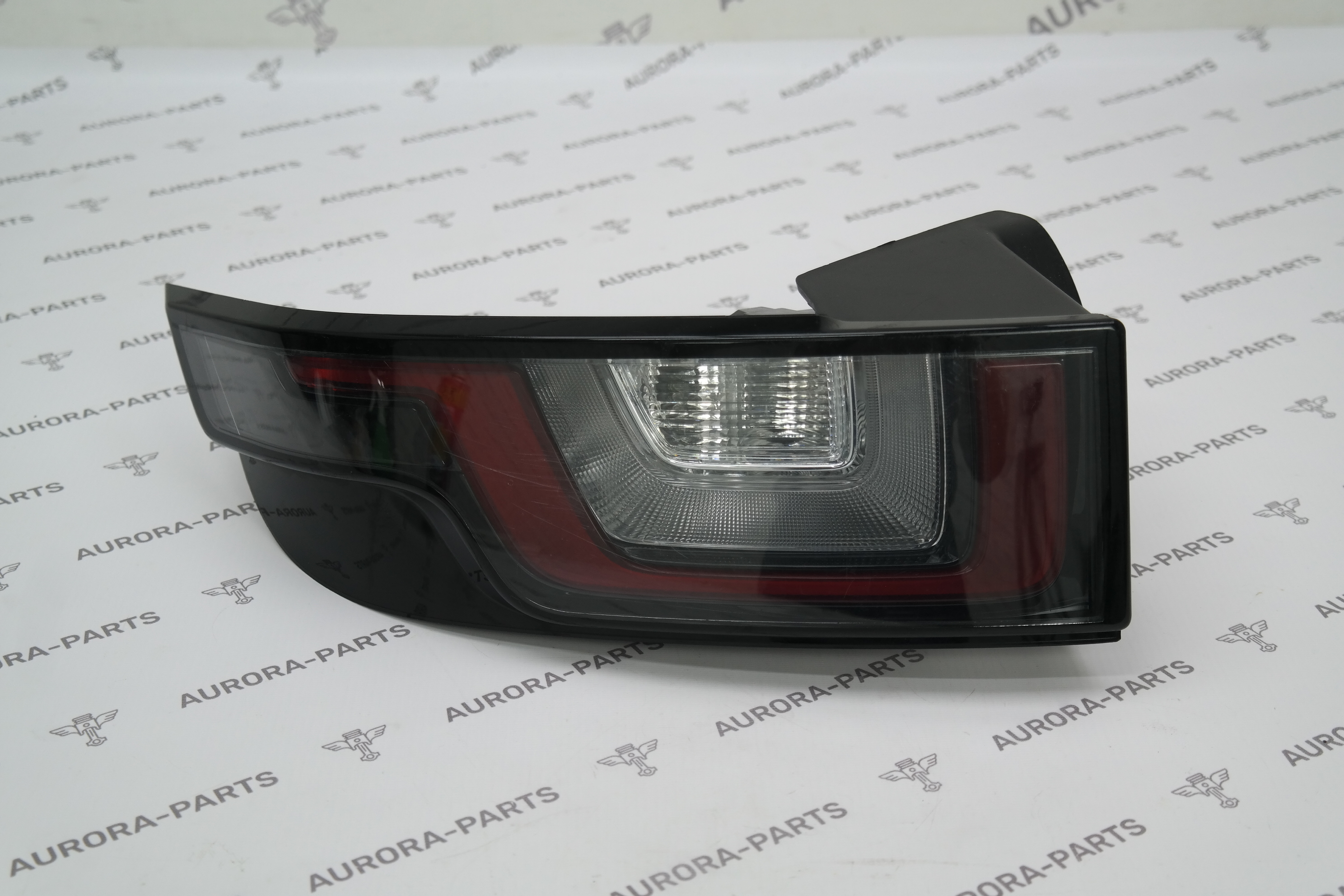 Фонарь задний LH Land Rover Range Rover Evoque