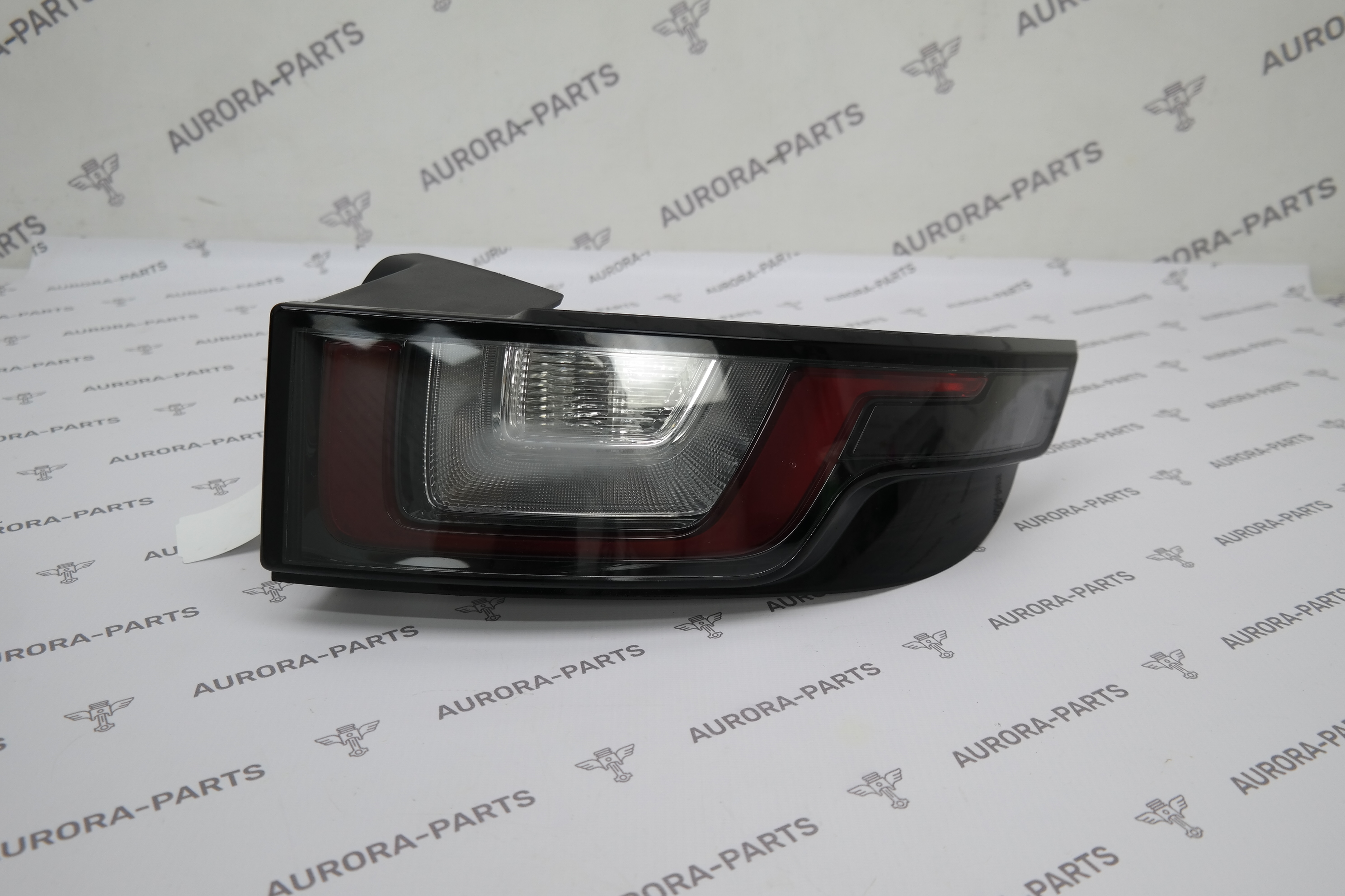 Фонарь задний RH Land Rover Range Rover Evoque