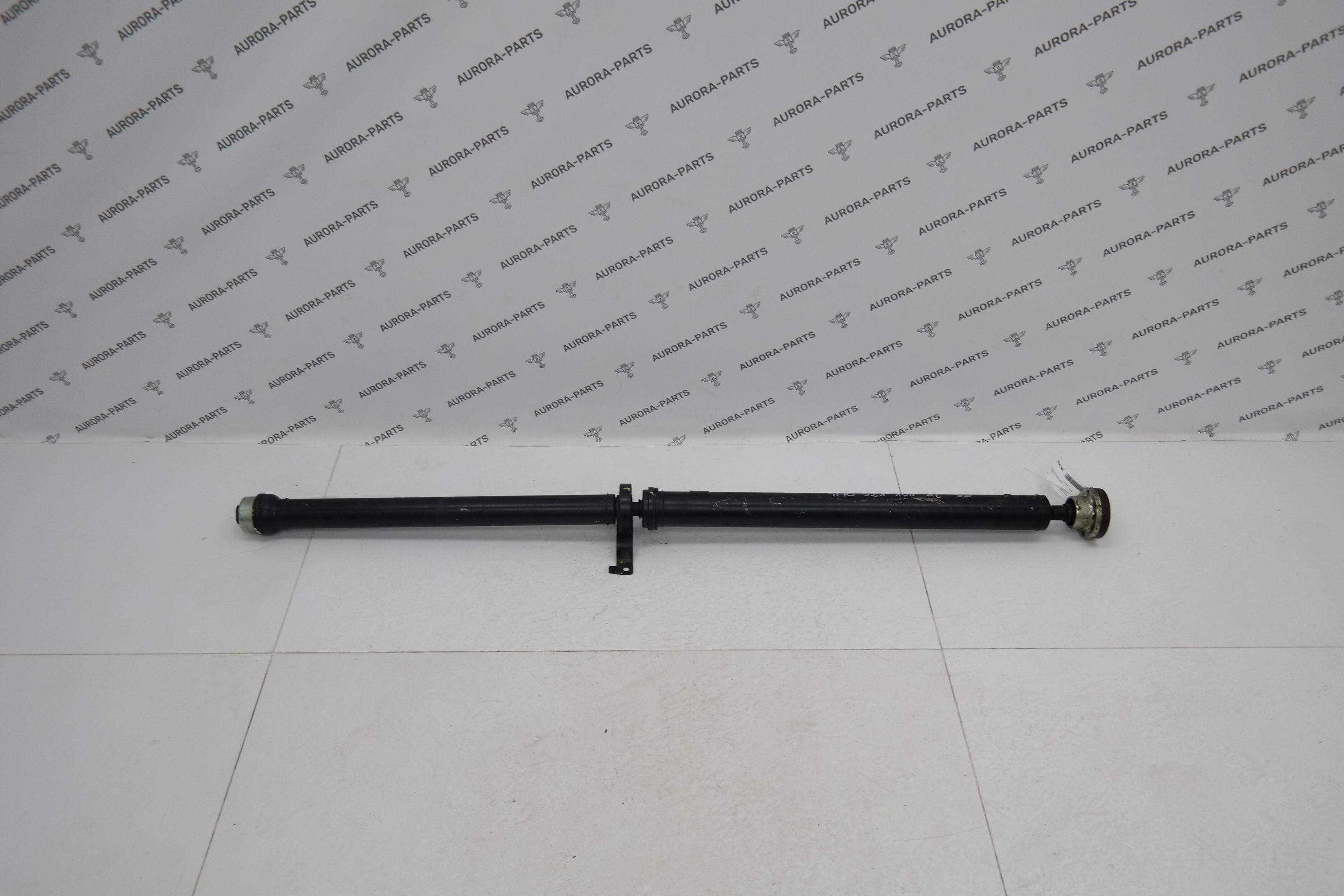 Вал карданный привода задней оси Audi Q7