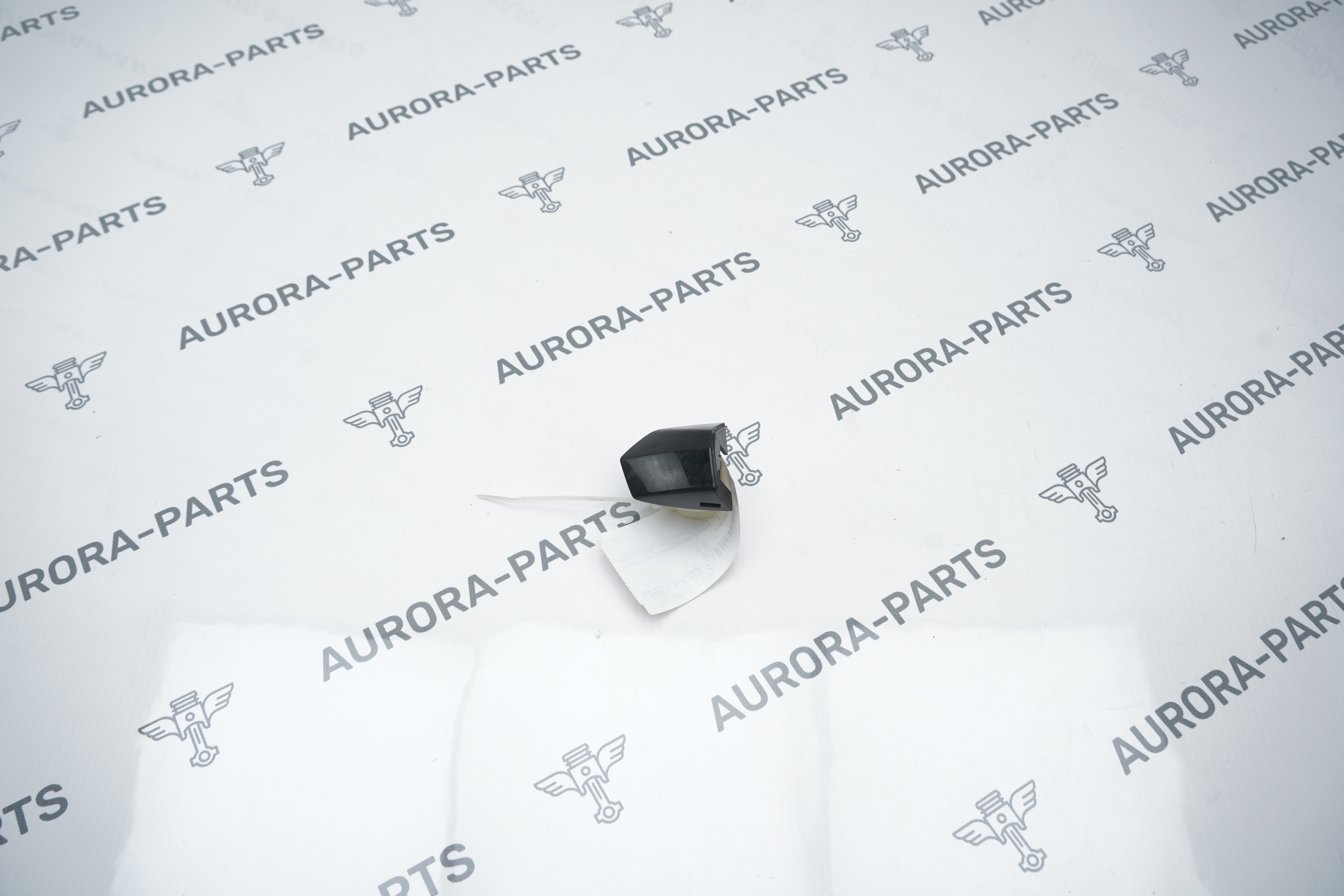 Хвостик наружной ручки двери RH Audi Q8