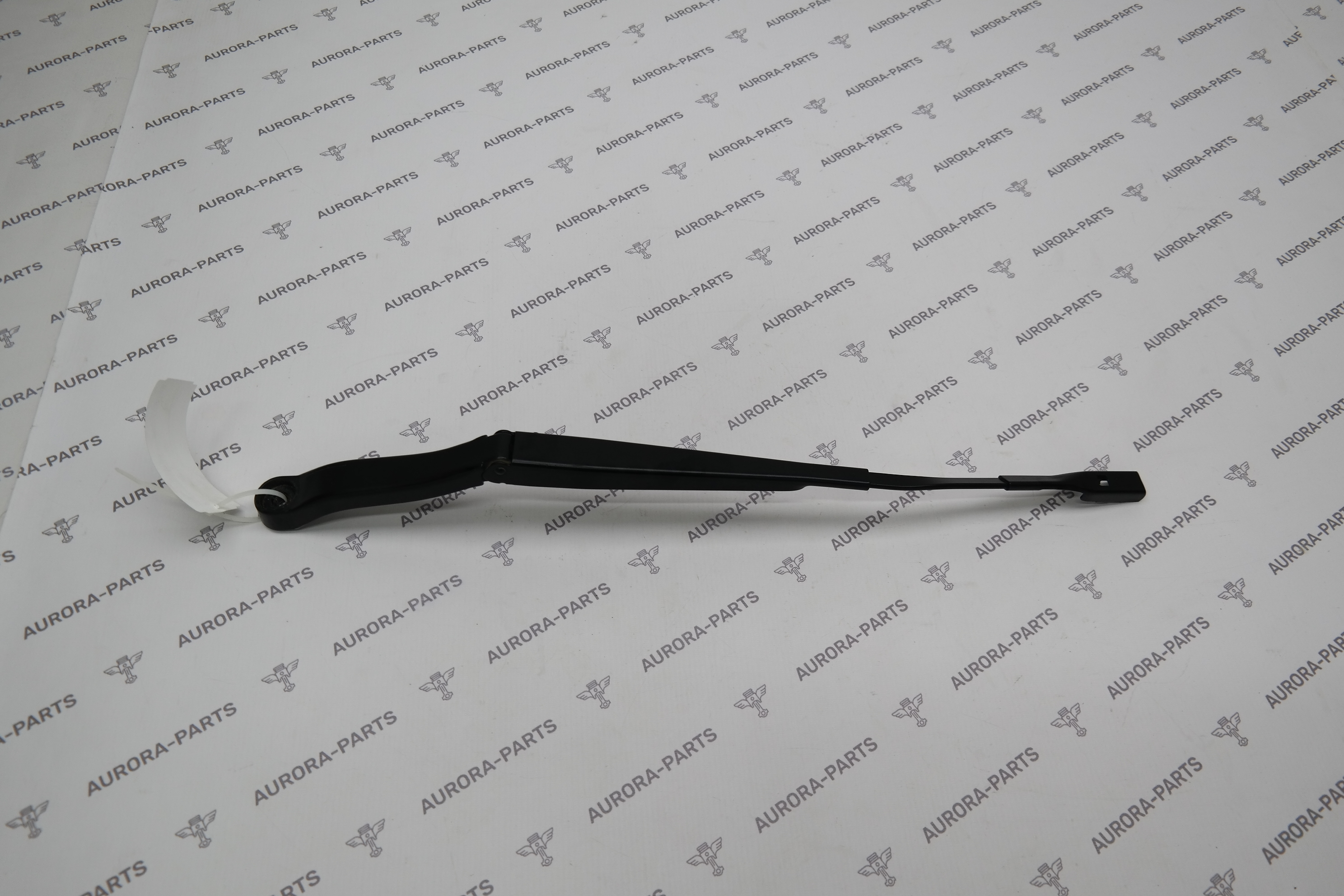 Поводок стеклоочистителя лобового стекла LH Audi Q7