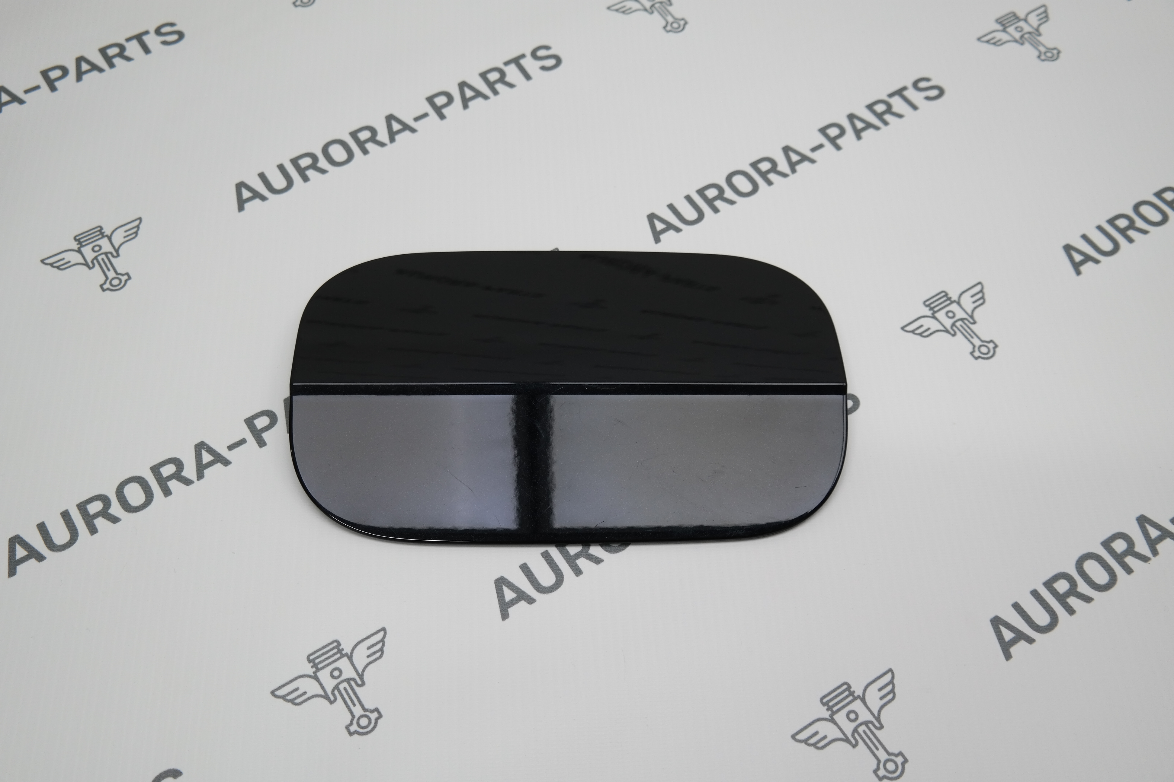 Крышка лючка заливной горловины топливного бака Audi Q7