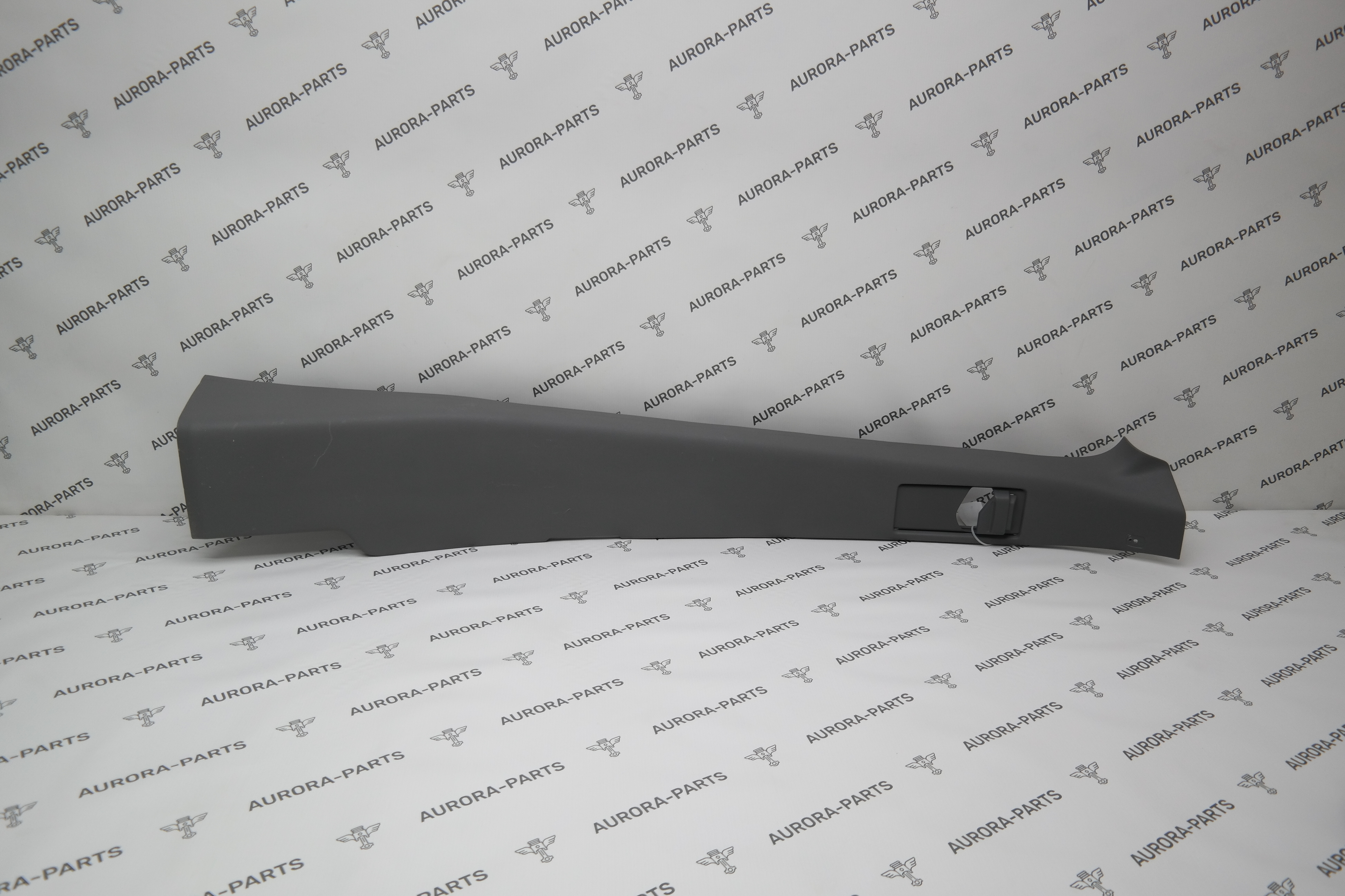 Обшивка стойки кабины RH Mercedes Sprinter