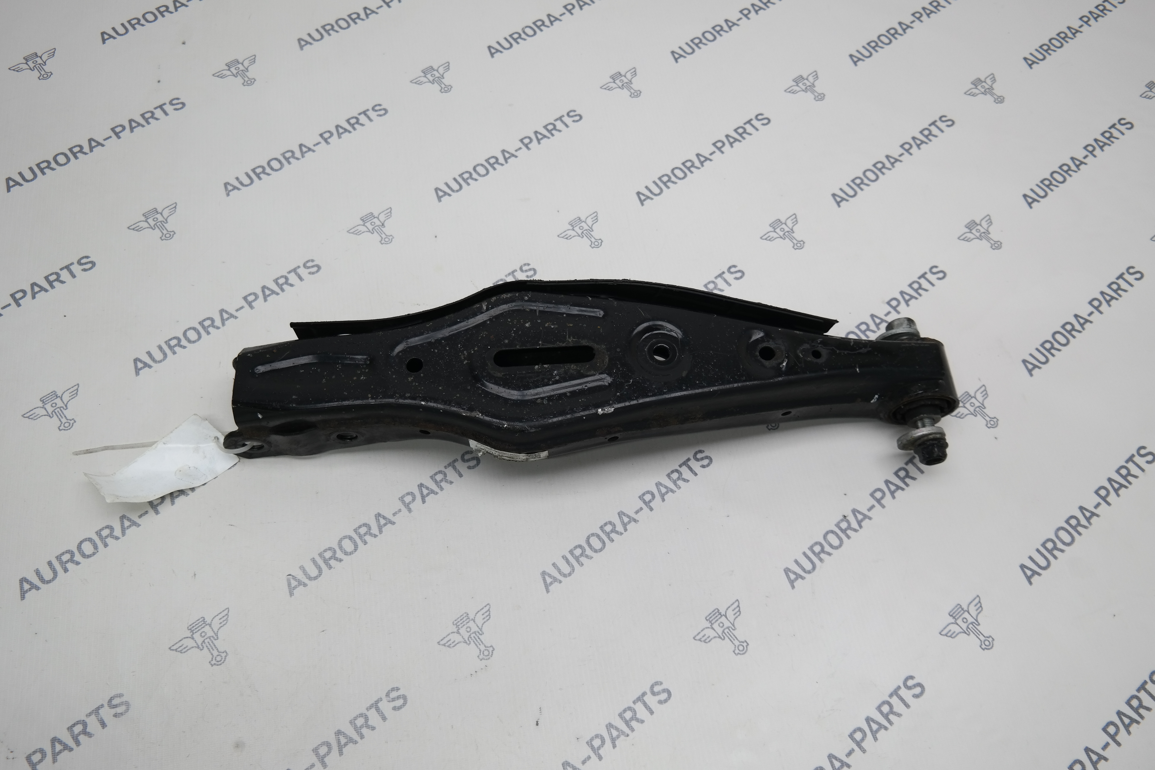 Рычаг задний поперечный нижний RH Hyundai Tucson