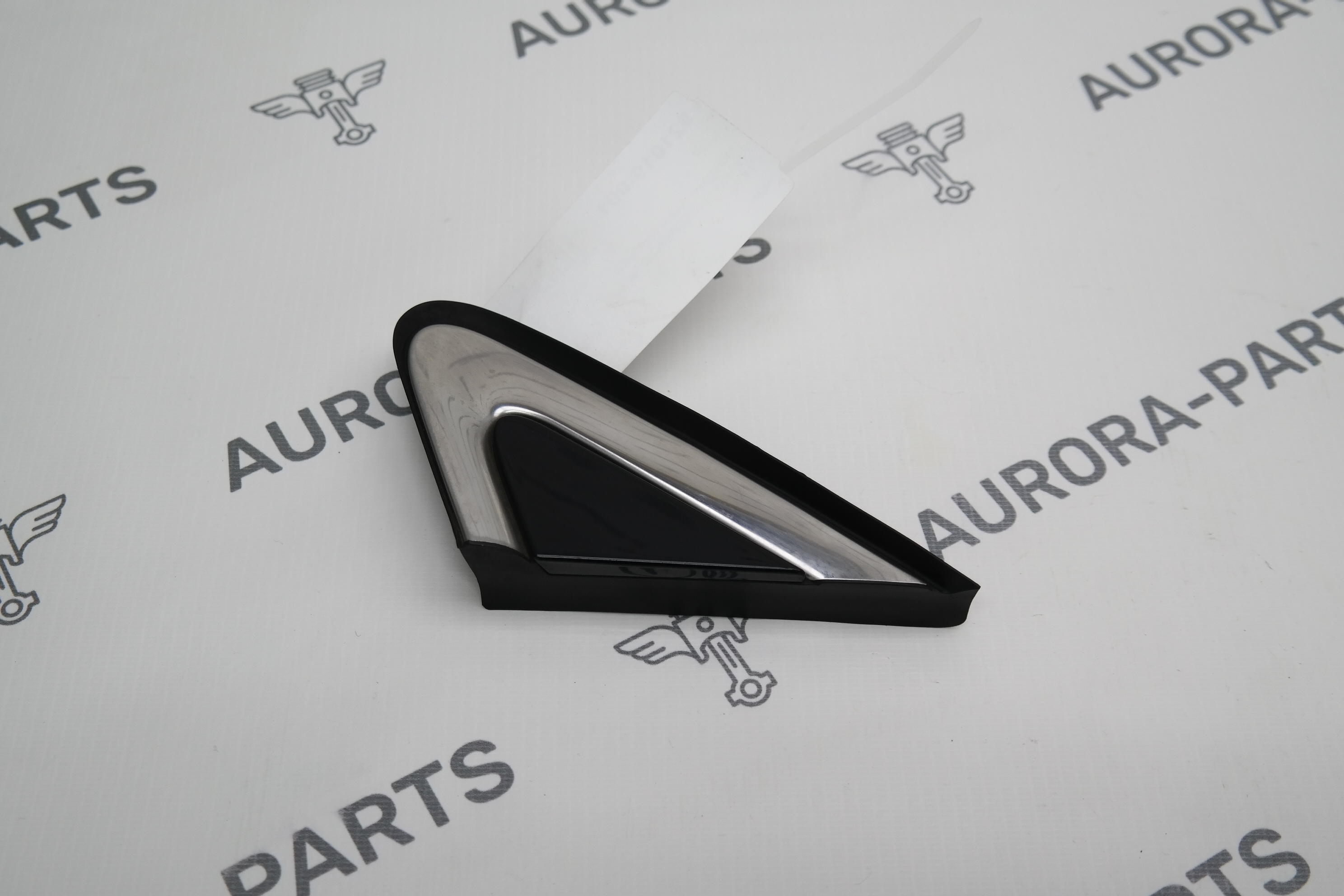 Молдинг двери передней (Уголок) LH Kia Sorento