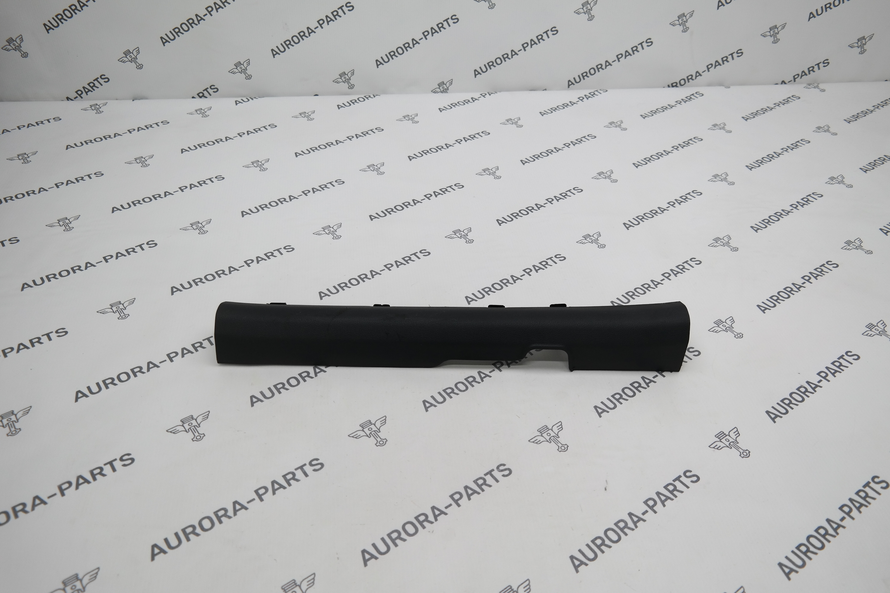 Накладка переднего порога внутренняя RH Hyundai Tucson