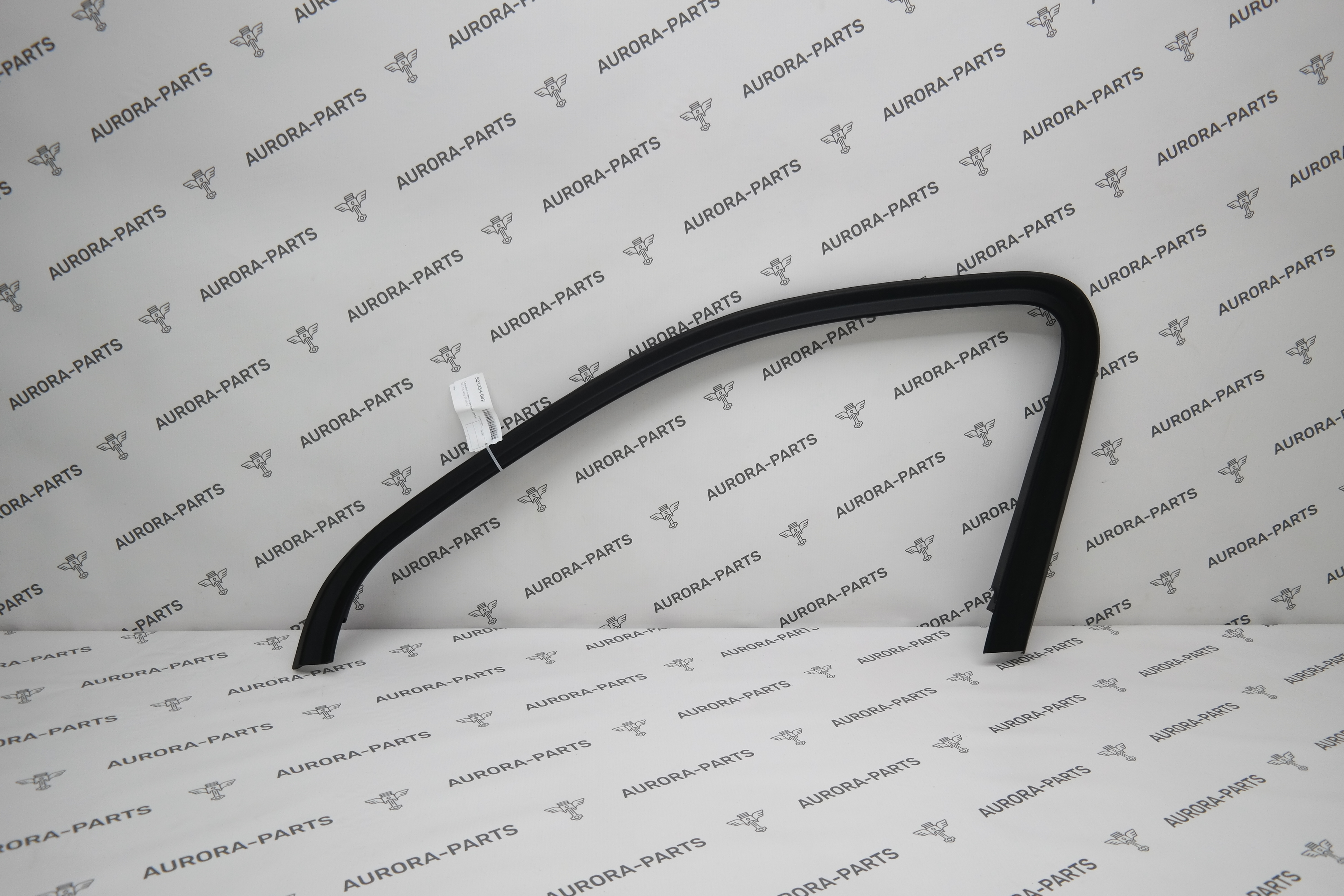 Молдинг рамки передней двери RH VW Touareg