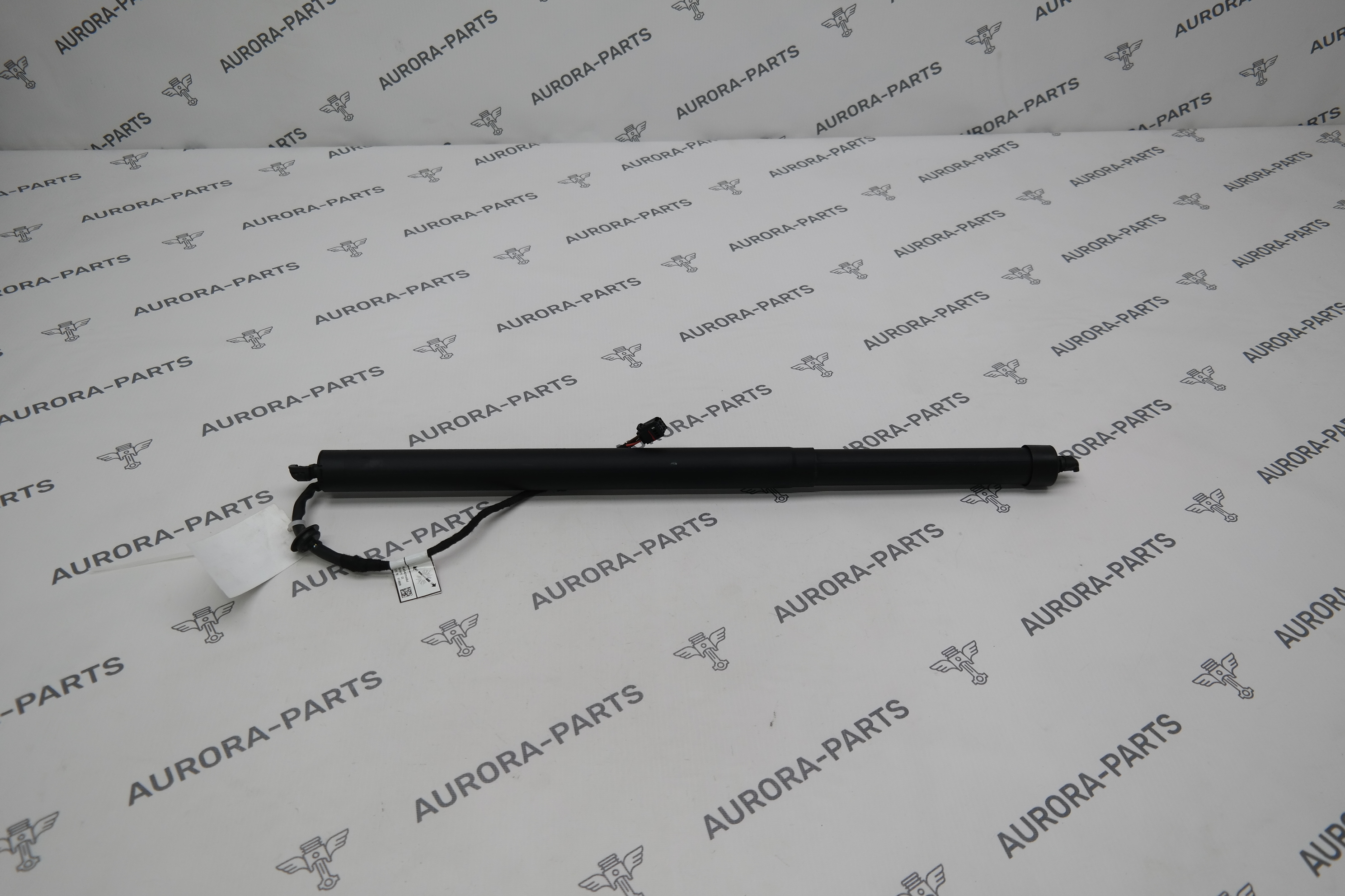 Амортизатор крышки багажника (дефект крепления) LH=RH Jaguar F-Pace