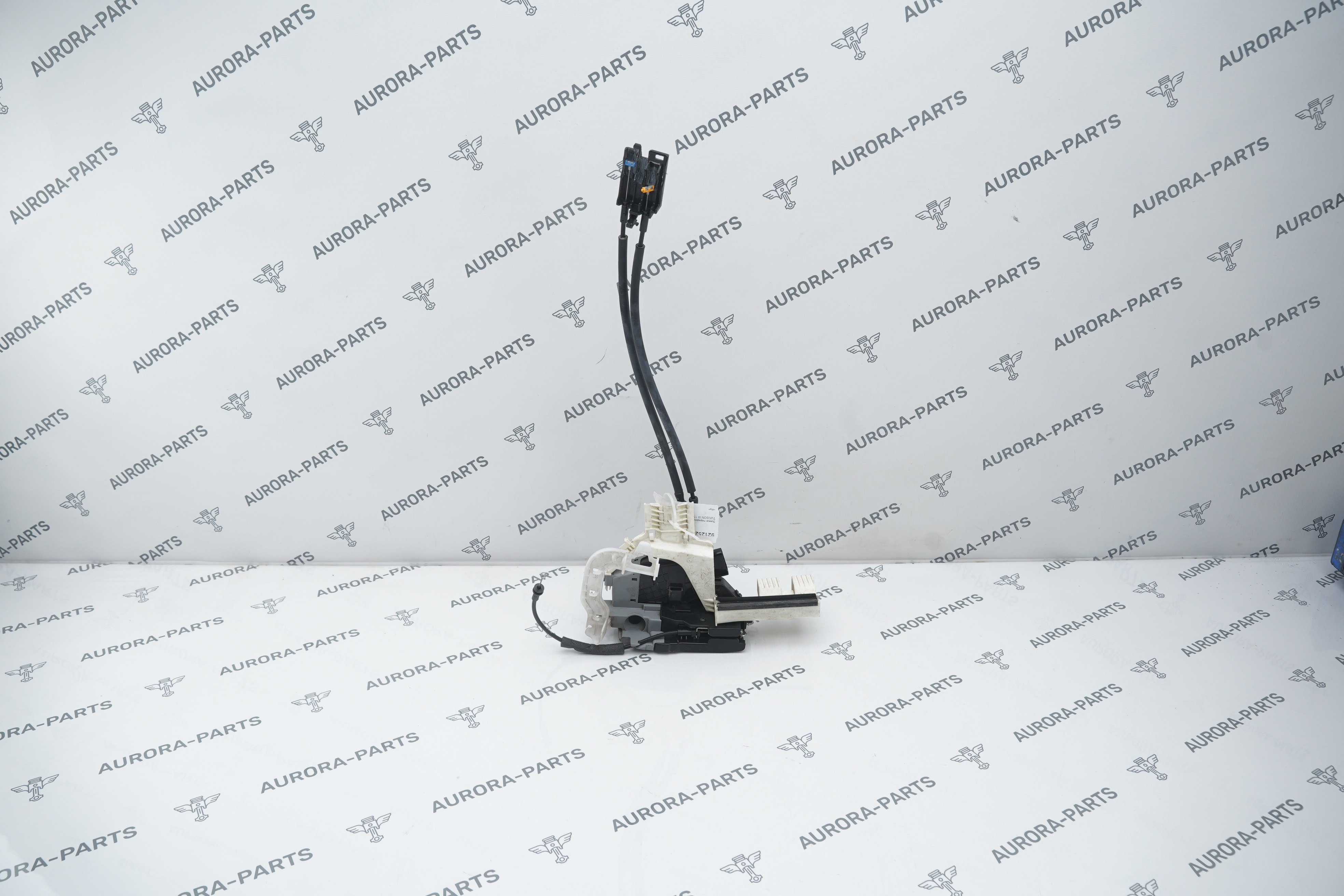 Замок передней двери RH Hyundai Tucson