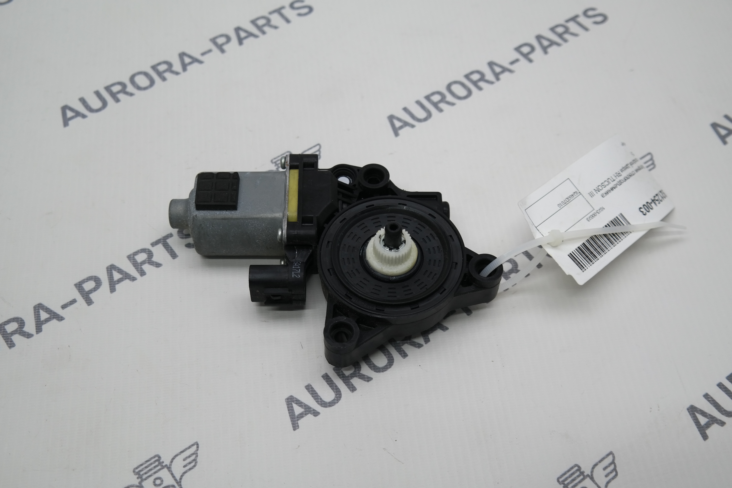 Моторчик стеклоподъемника передней двери RH Hyundai Tucson