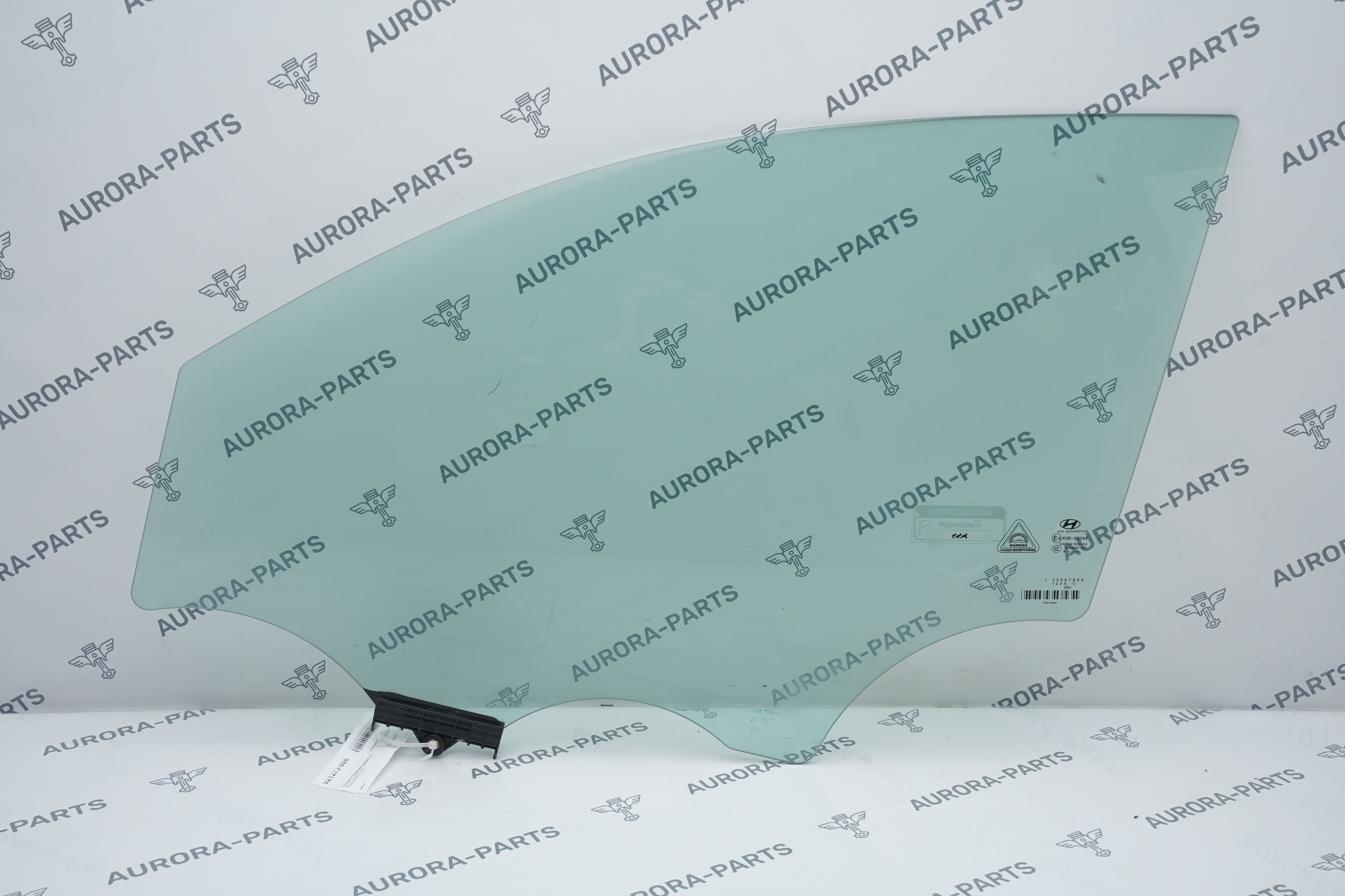 Стекло передней двери LH Hyundai Tucson