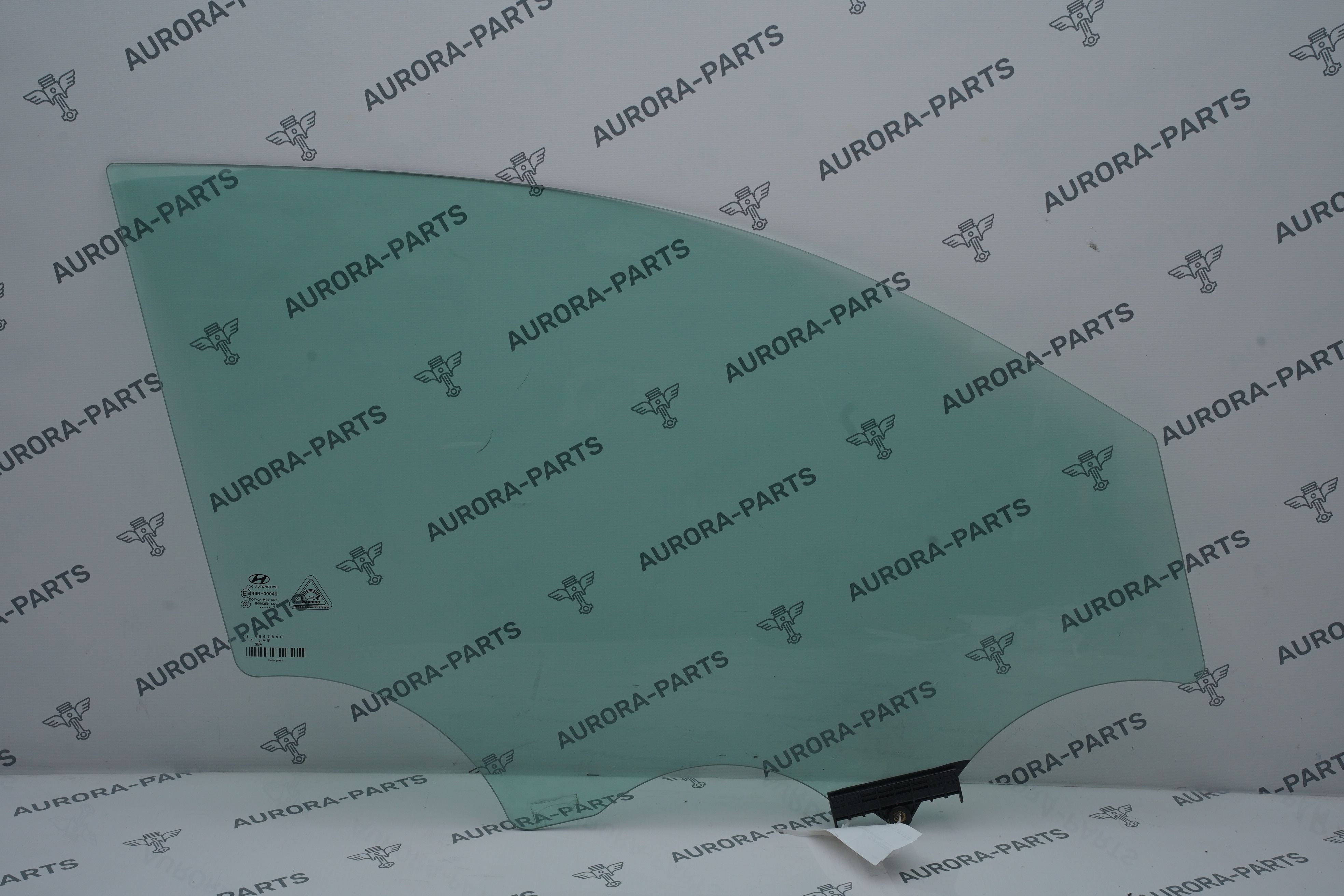 Стекло передней двери RH Hyundai Tucson