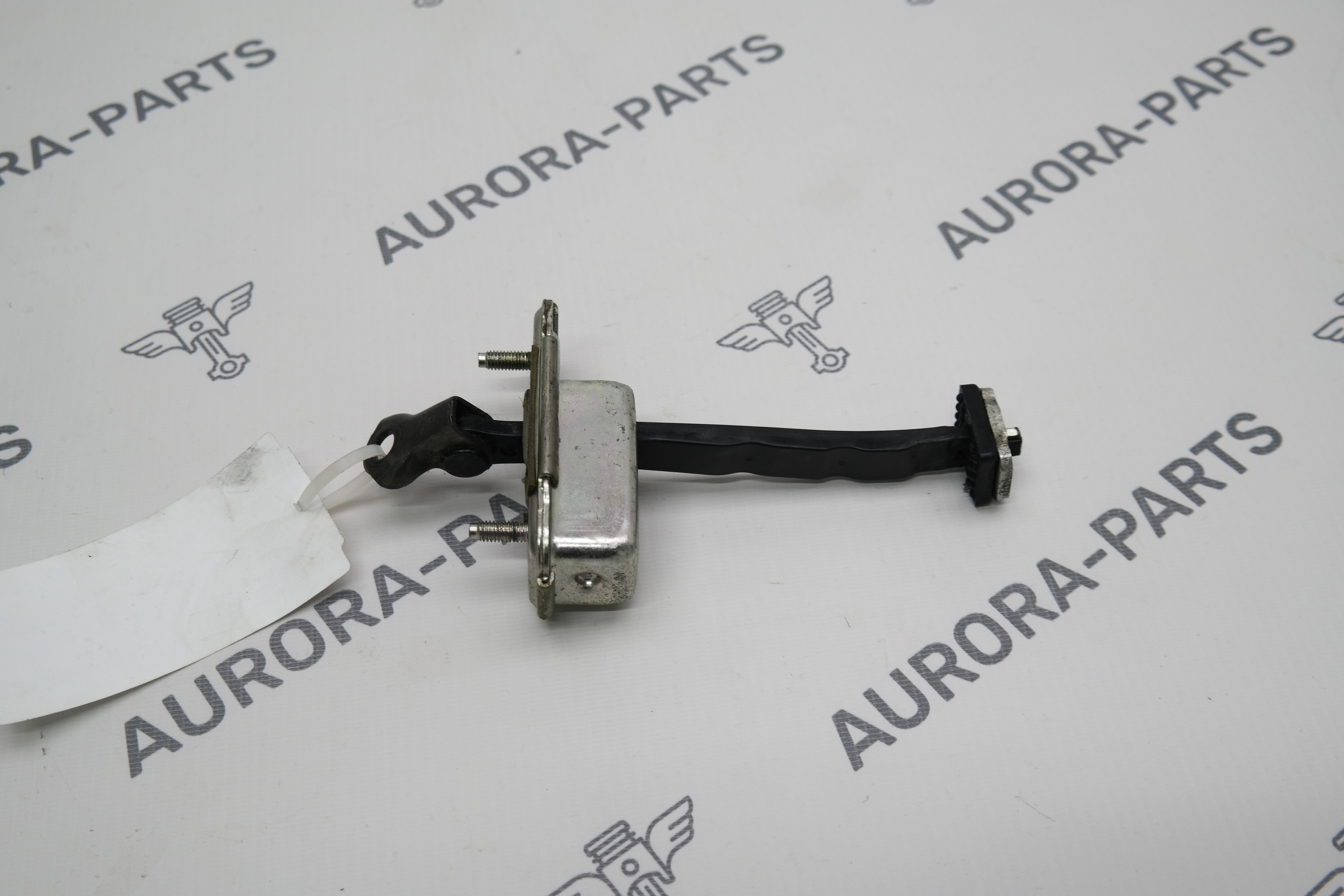 Ограничитель передней двери RH Kia Sorento