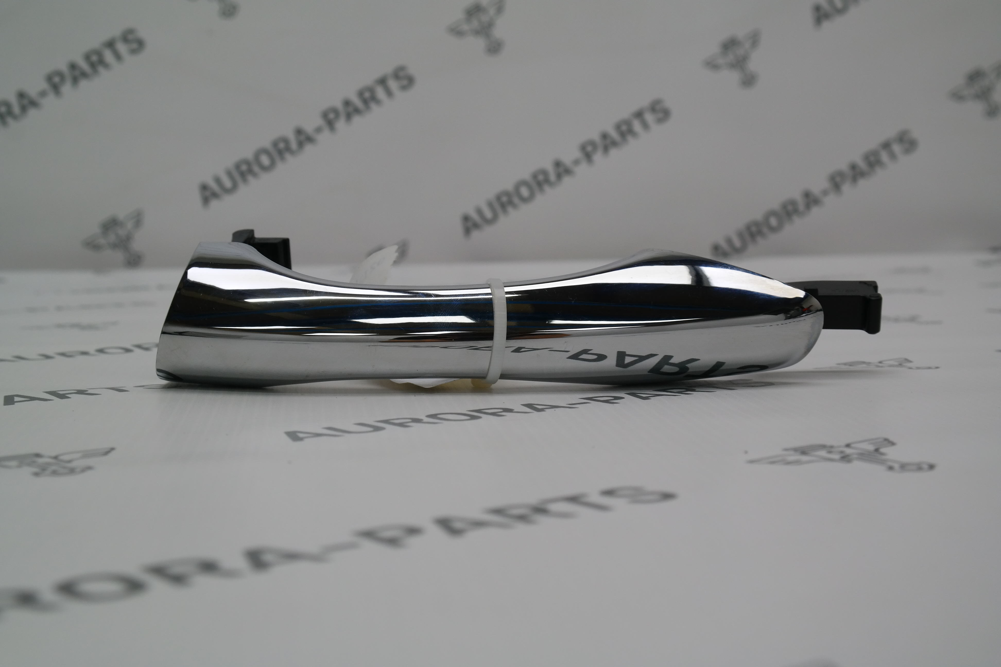 Ручка задней двери наружняя LH Kia Sorento