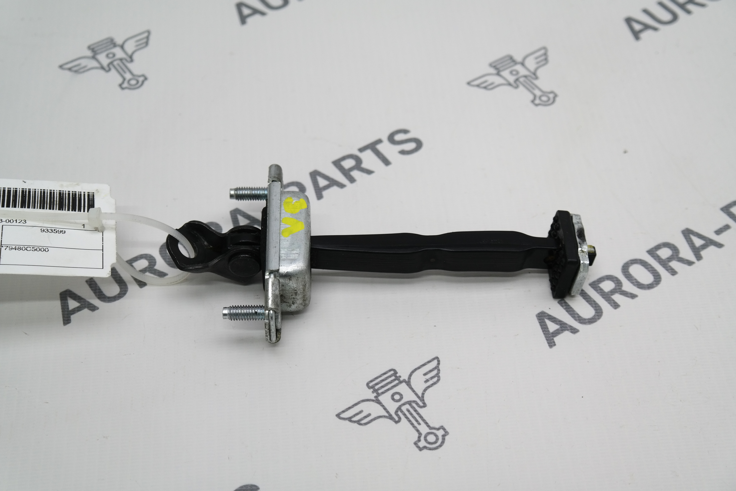 Ограничитель задней двери LH Kia Sorento