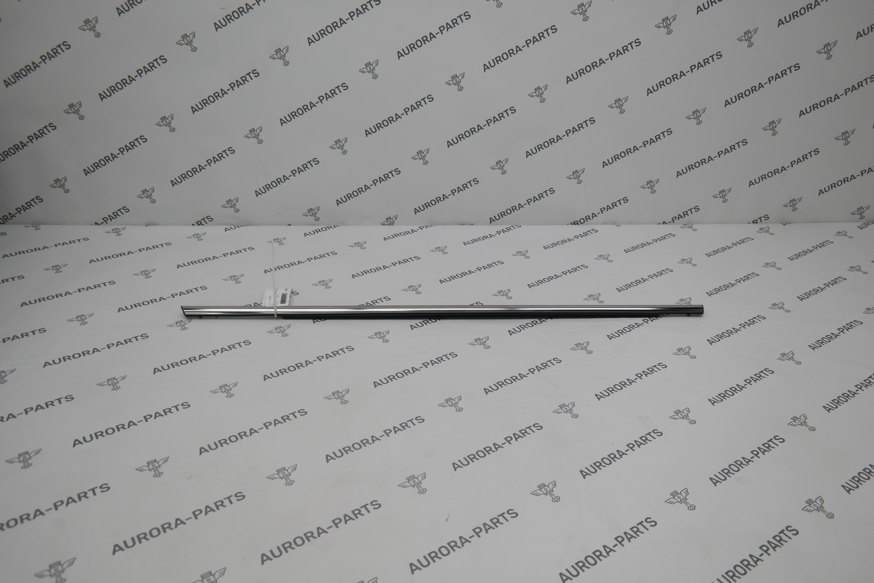 Молдинг стекла (бархотка) задней двери LH Kia Sorento