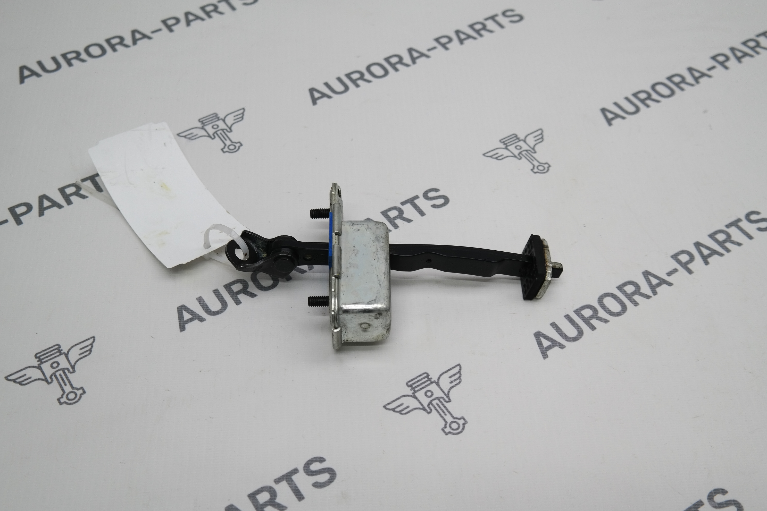 Ограничитель задней двери LH Hyundai Tucson