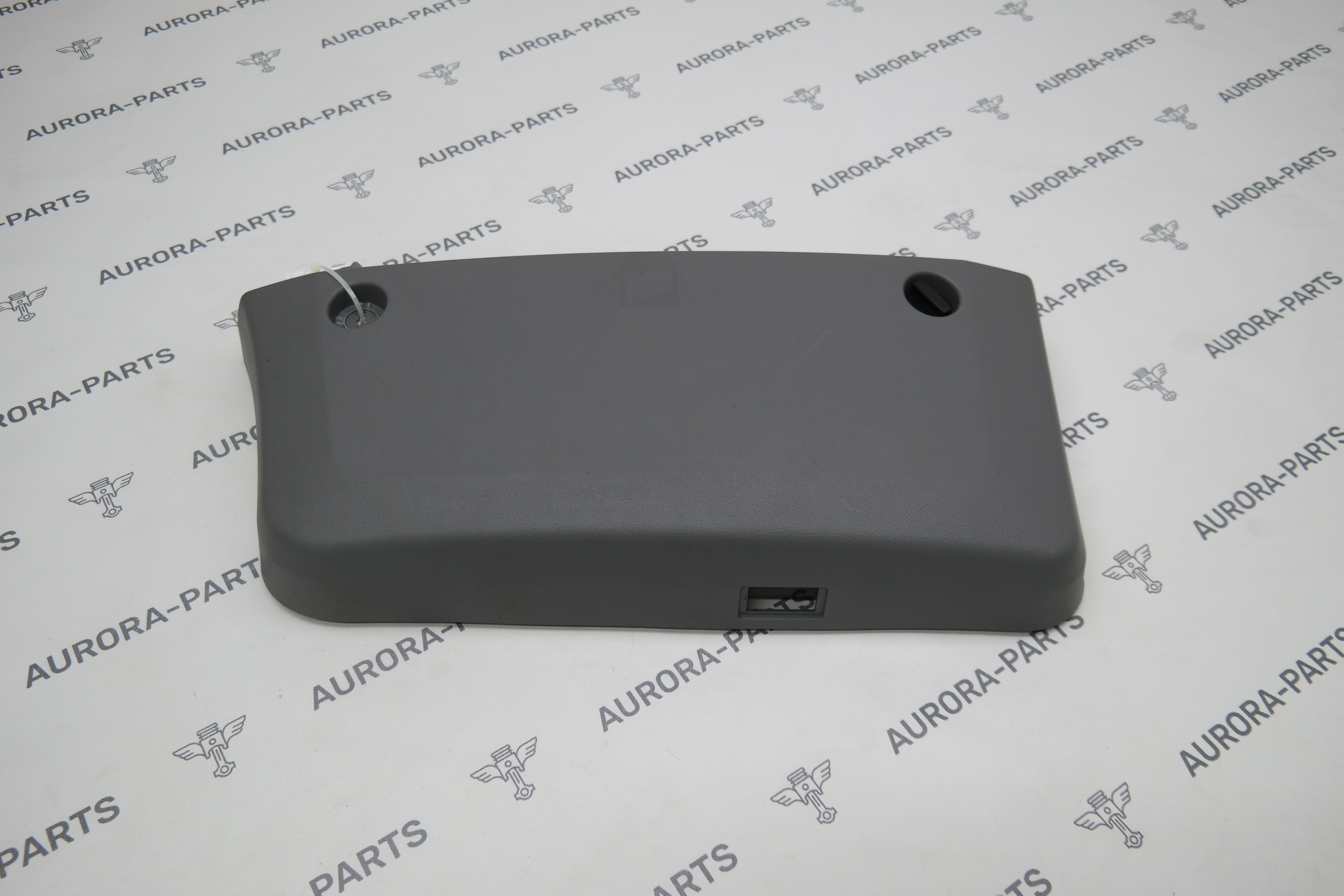 Обшивка нижняя передней двери RH Mercedes Sprinter