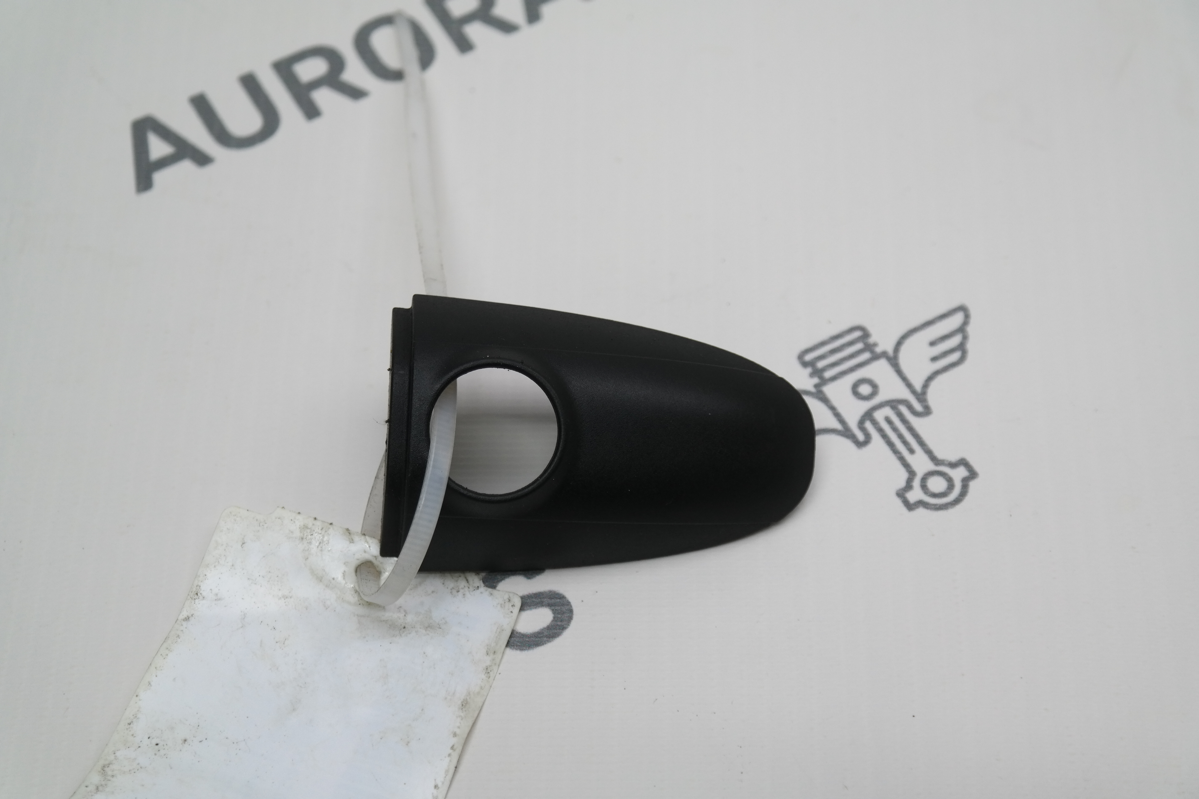 Накладка ручки передней двери LH Mercedes Sprinter