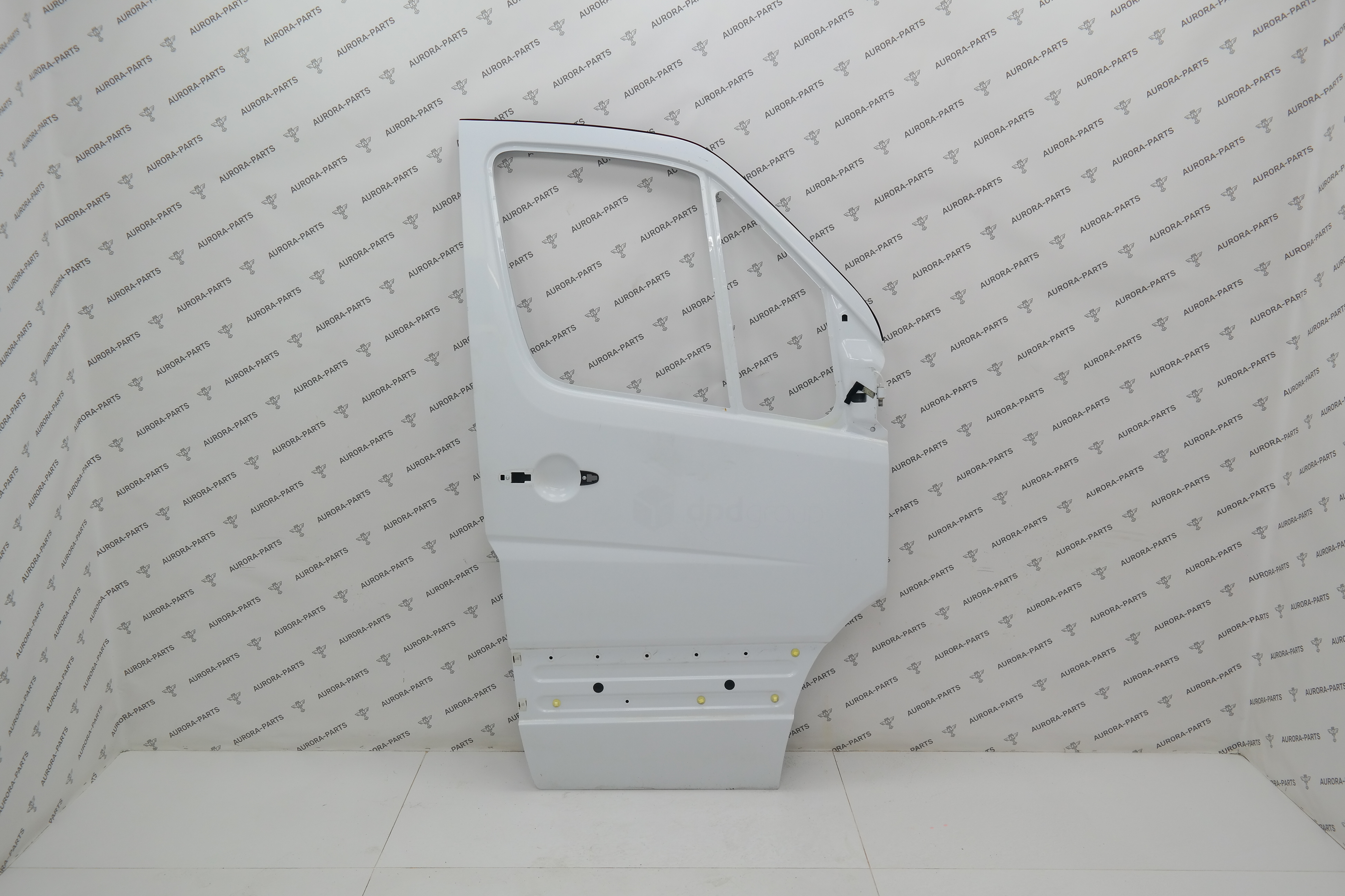 Дверь передняя голая RH Mercedes Sprinter