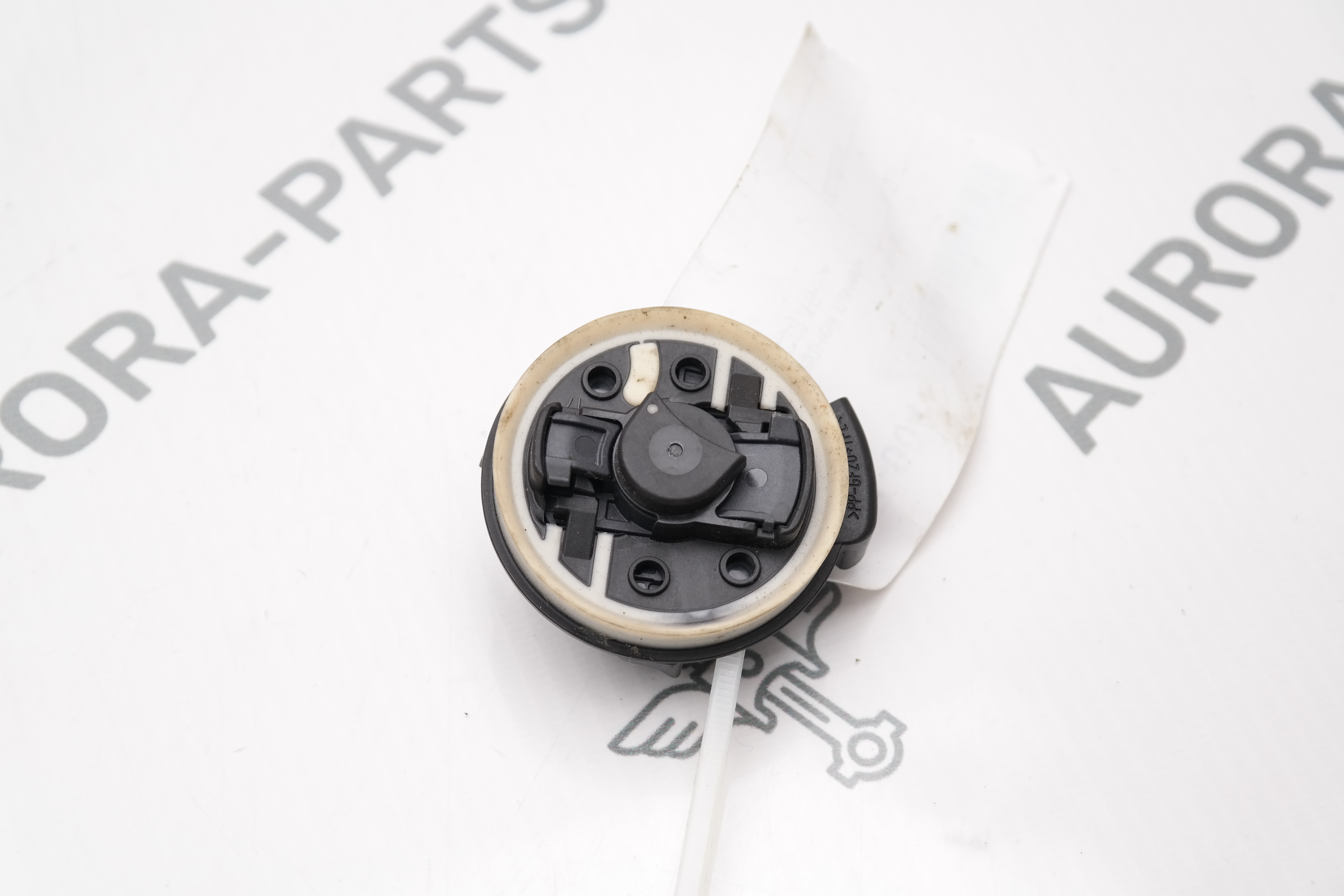 Датчик удара передней панели Audi Q7