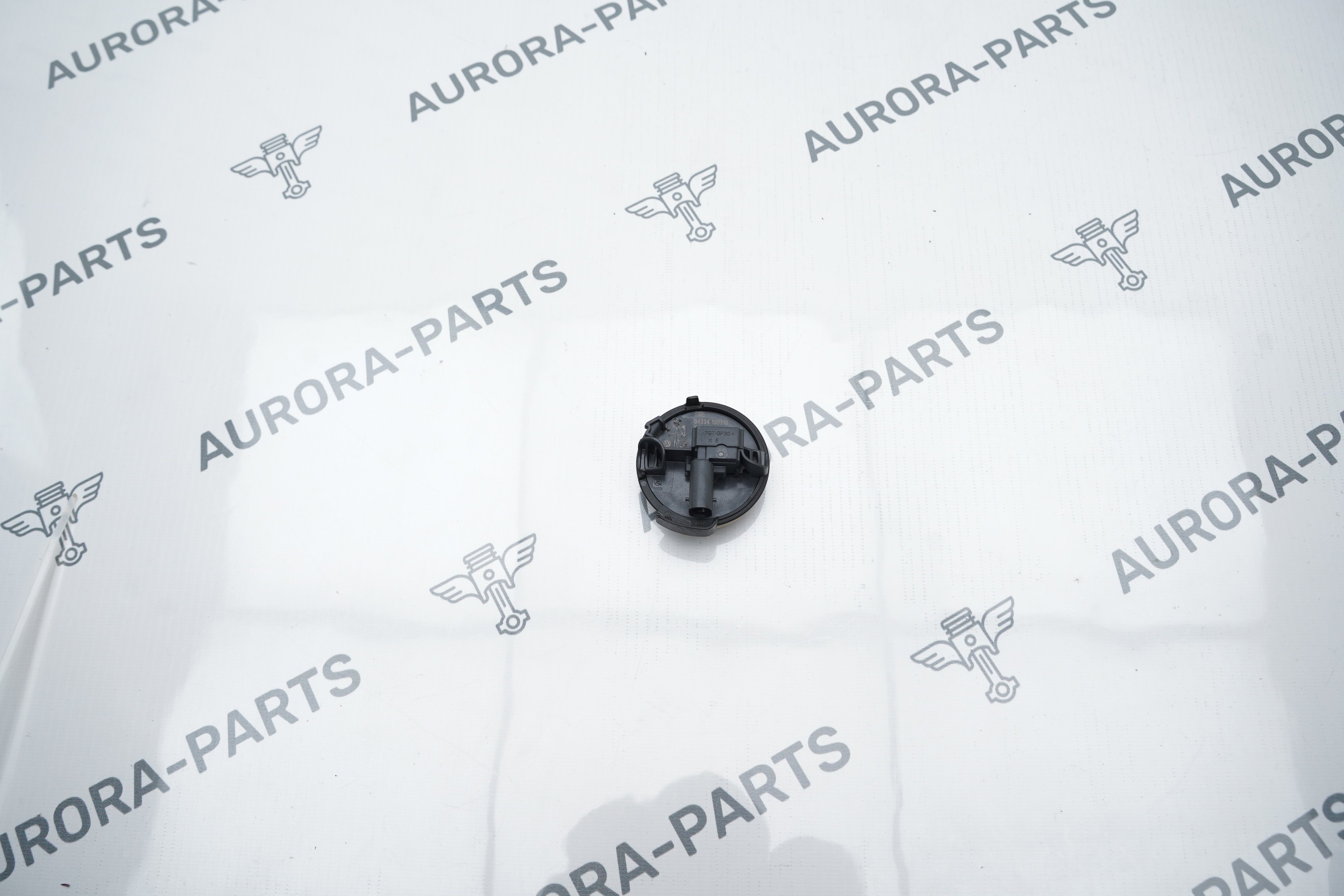 Датчик удара передней панели Audi Q7