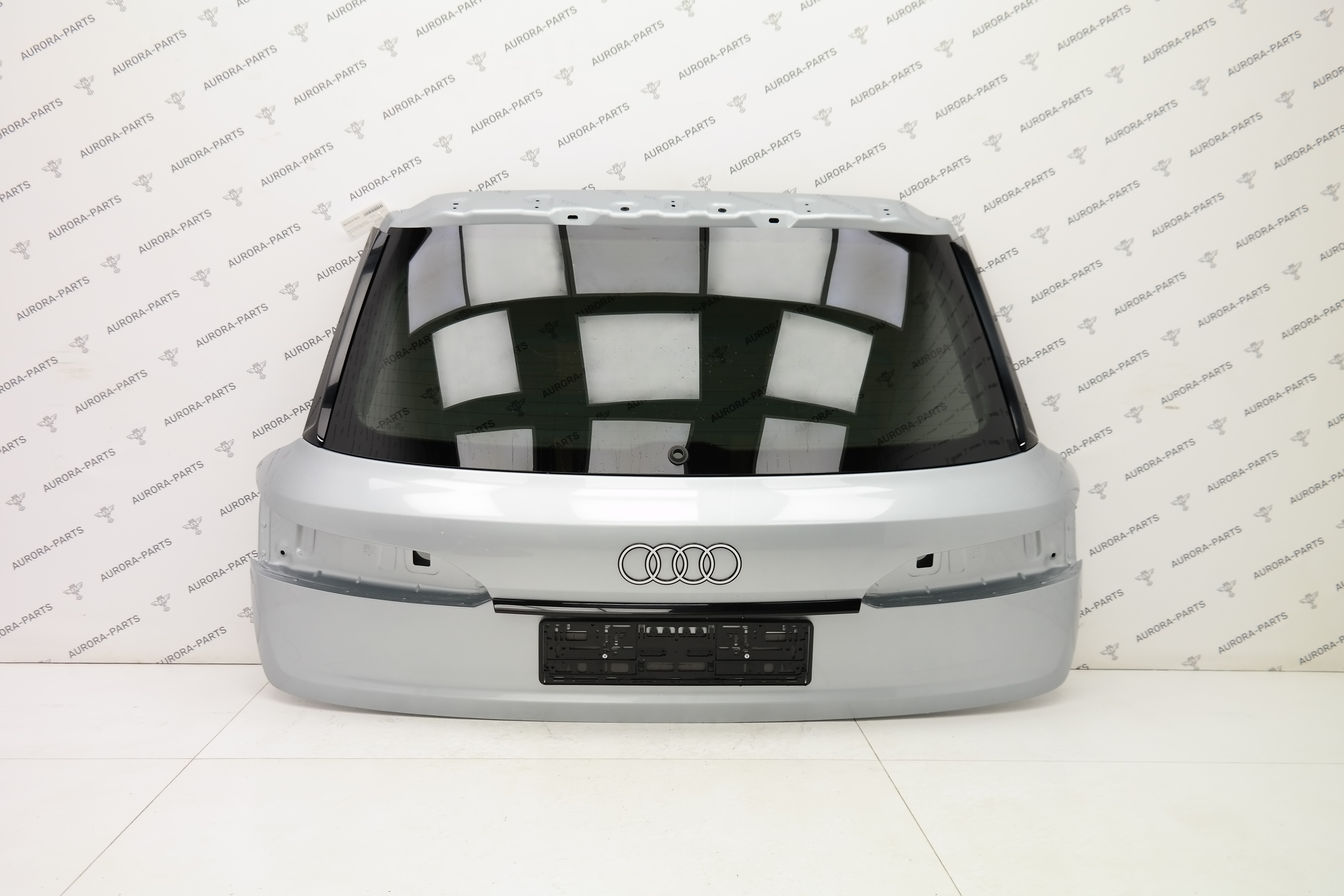 Крышка багажника голая со стеклом (Рейстайлинг) Audi Q7