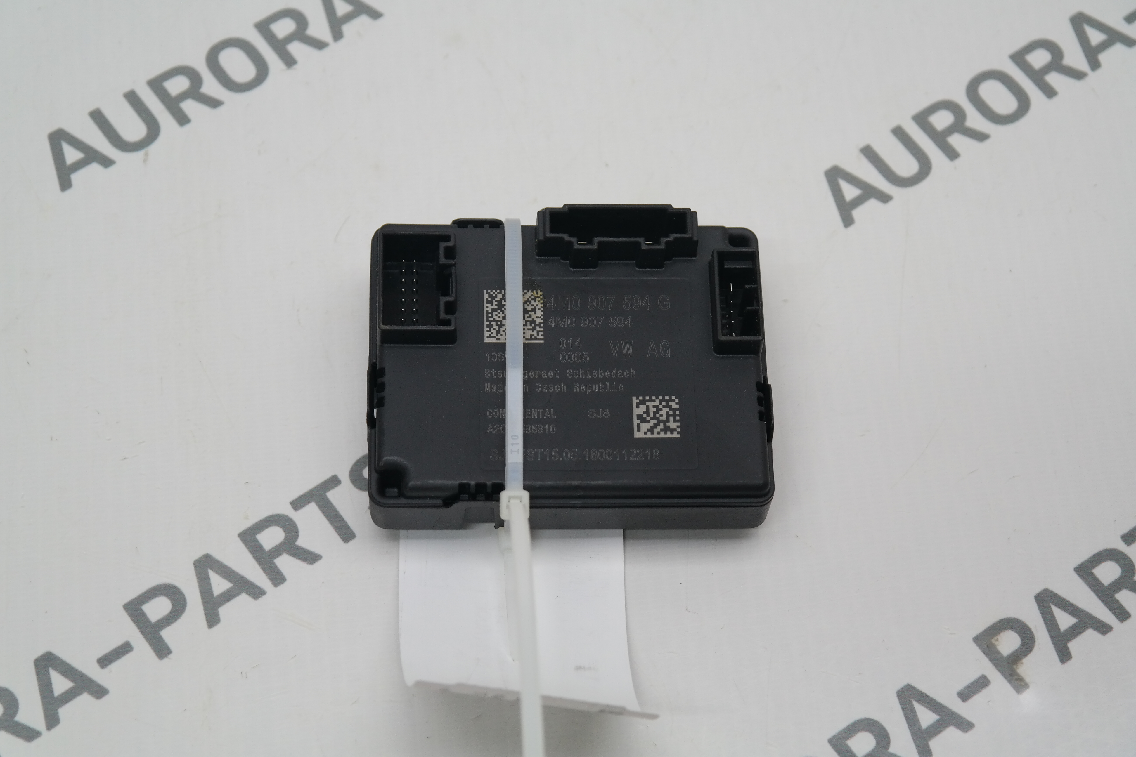 Блок управления панарамной крышей Audi Q7