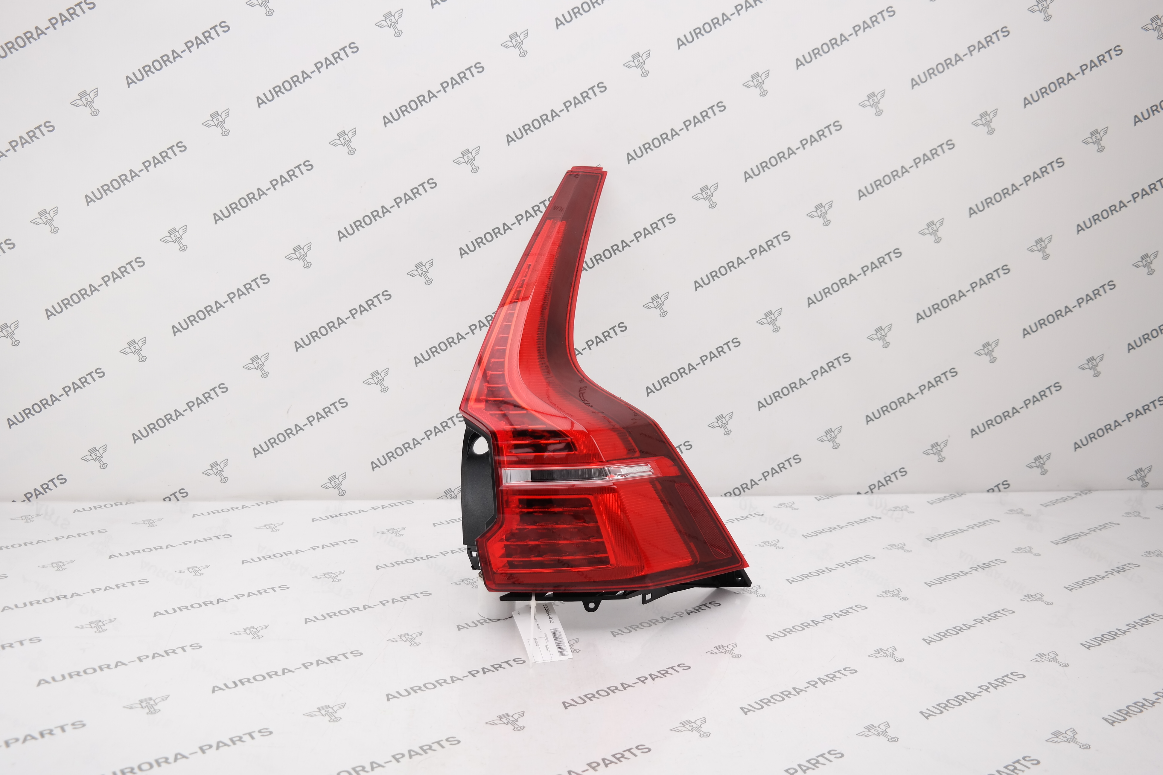 Фонарь задний RH Volvo XC60
