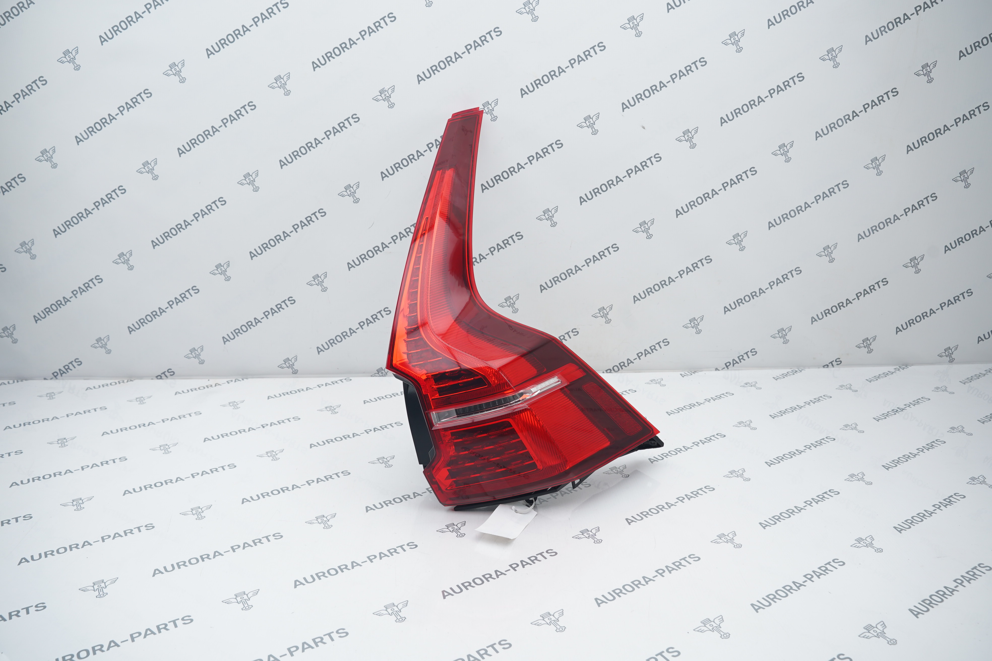 Фонарь задний RH Volvo XC60