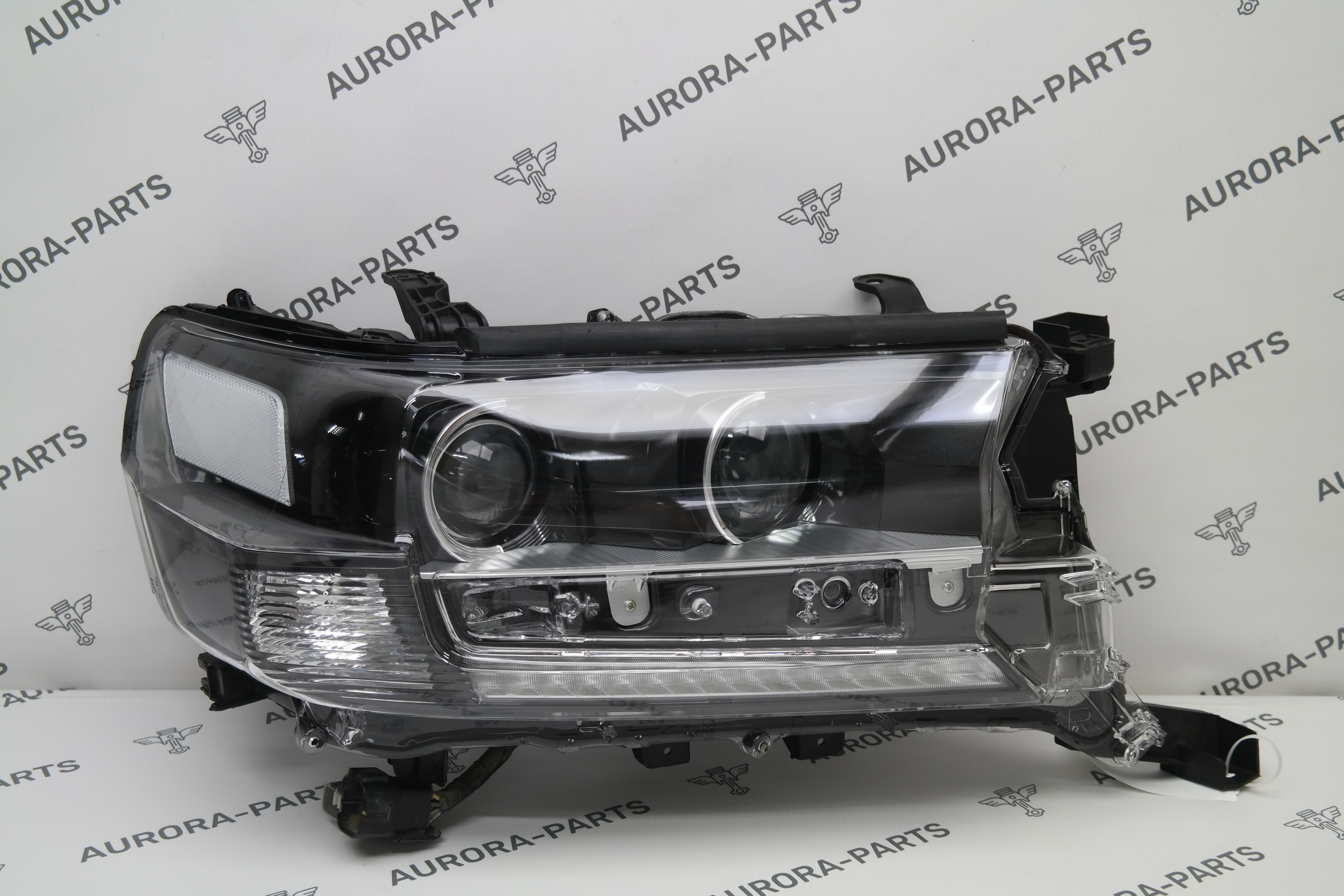 Фара LED + галоген в сборе RH (Black) Toyota Land Cruiser