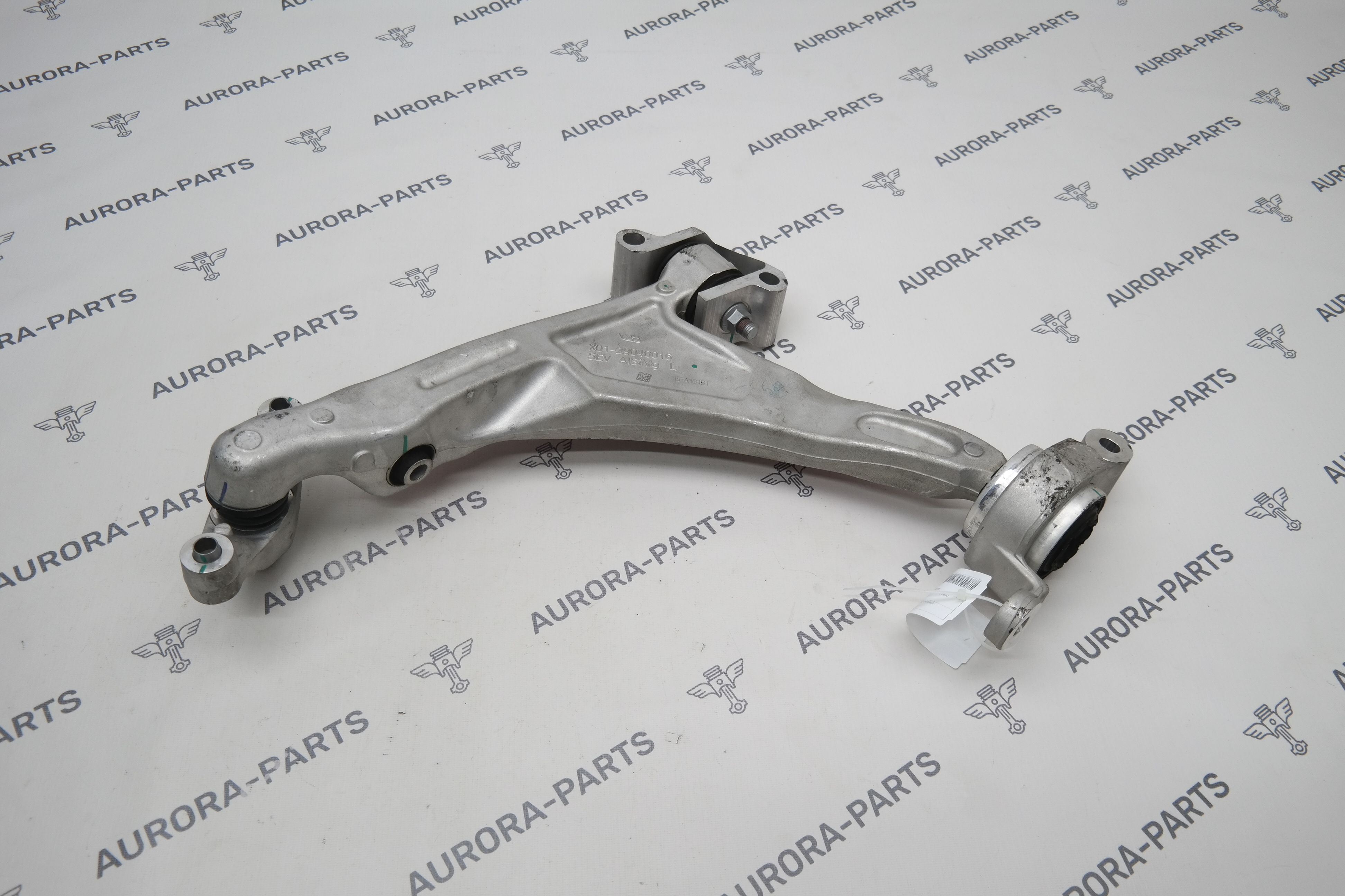 Рычаг передней подвески нижний LH Li Auto LiXiang L9