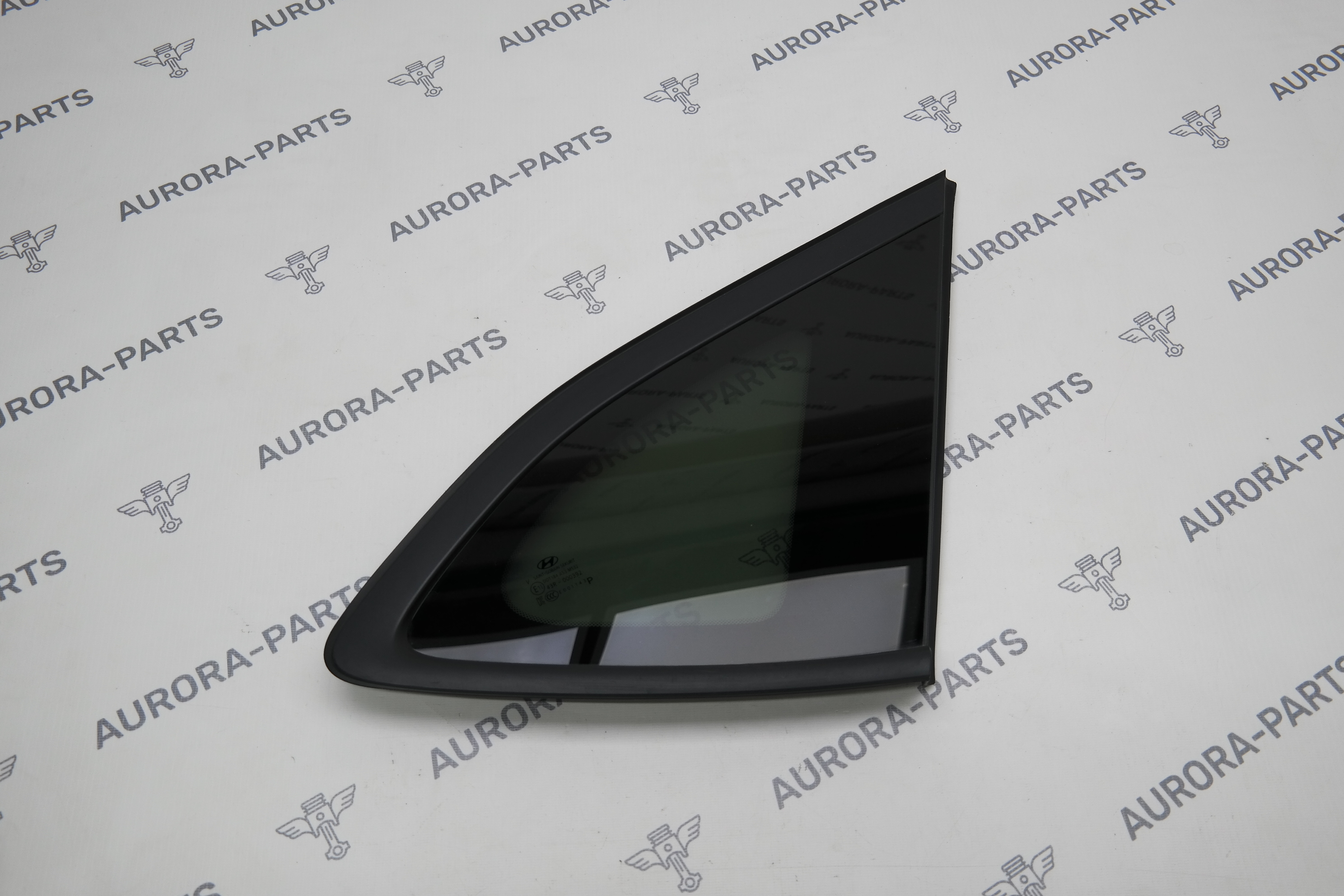 Стекло глухое заднее RH Hyundai Tucson