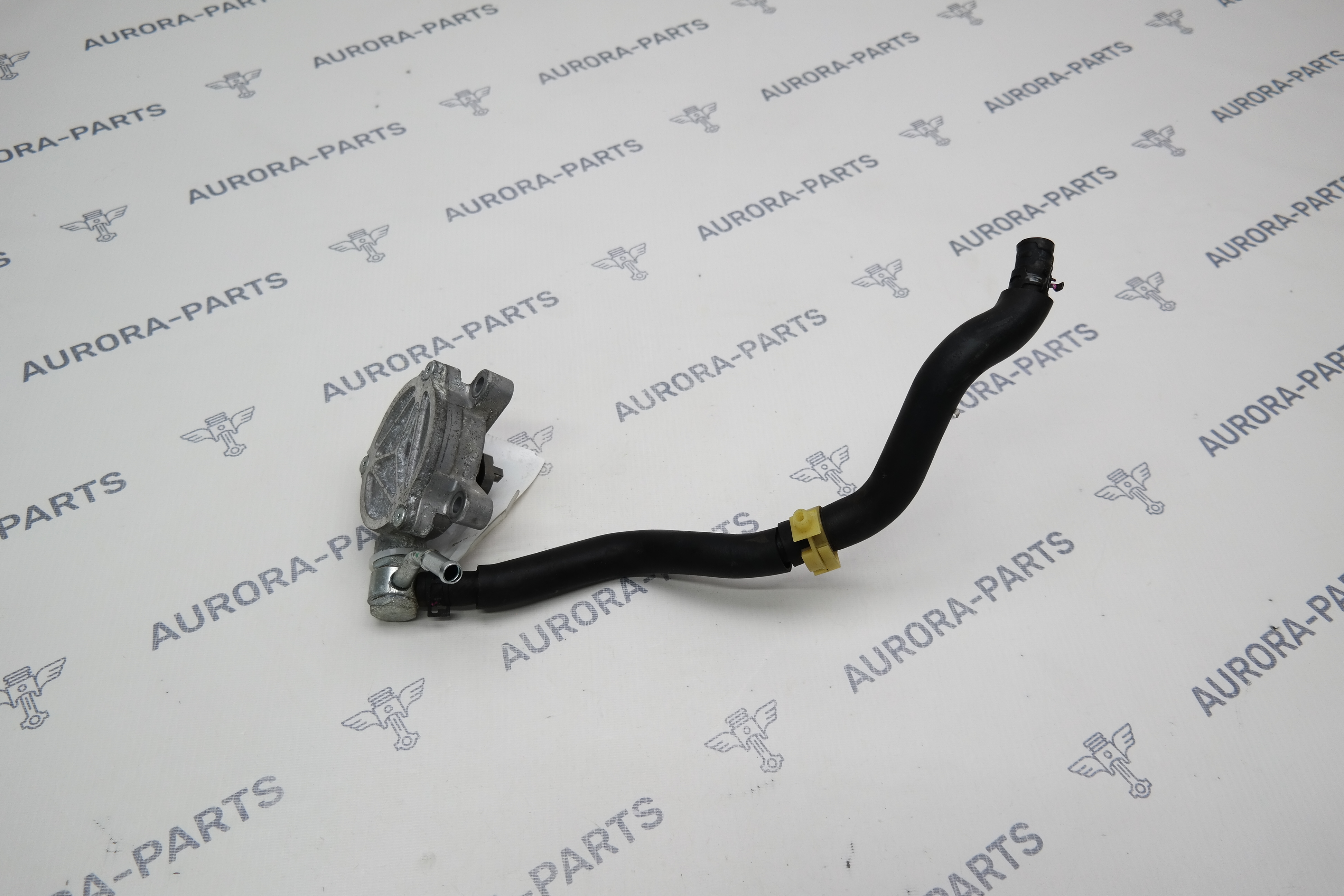 Насос вакуумный Mazda CX-5