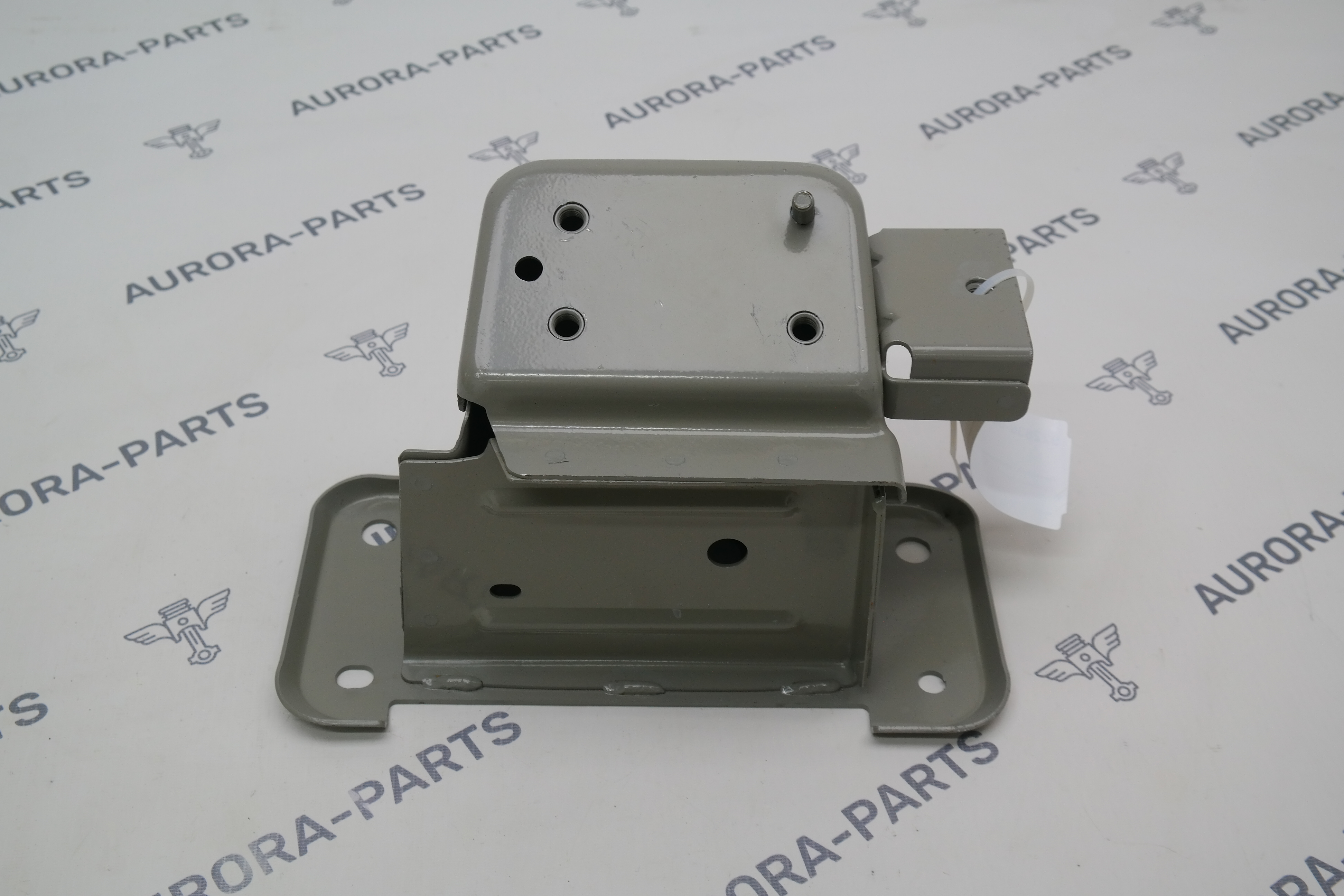 Кронштейн крепления усилителя переднего бампера LH Li Auto LiXiang L9