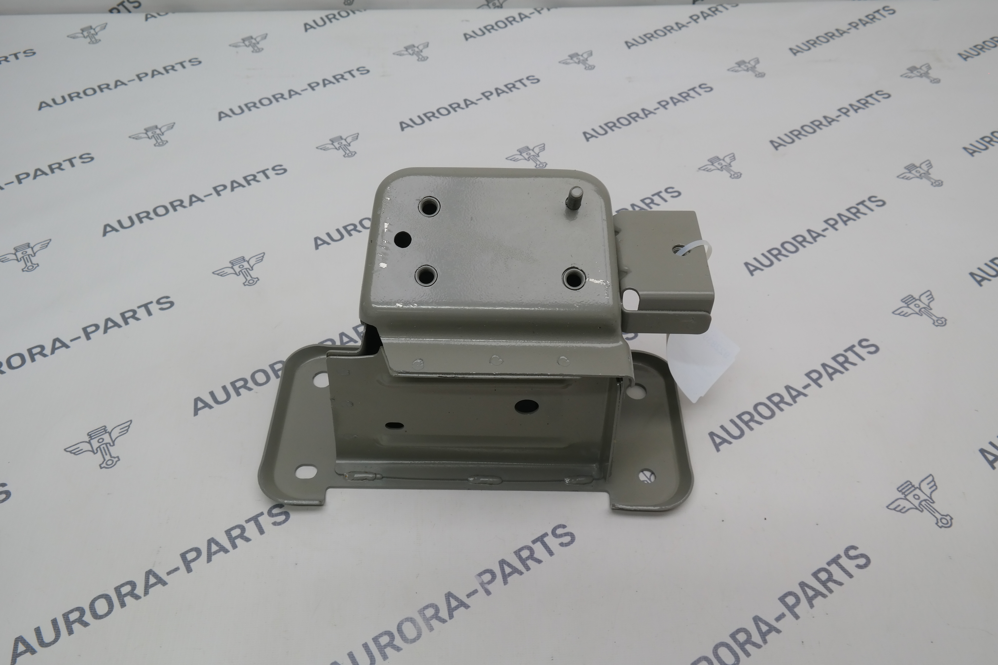 Кронштейн крепления усилителя переднего бампера LH Li Auto LiXiang L9