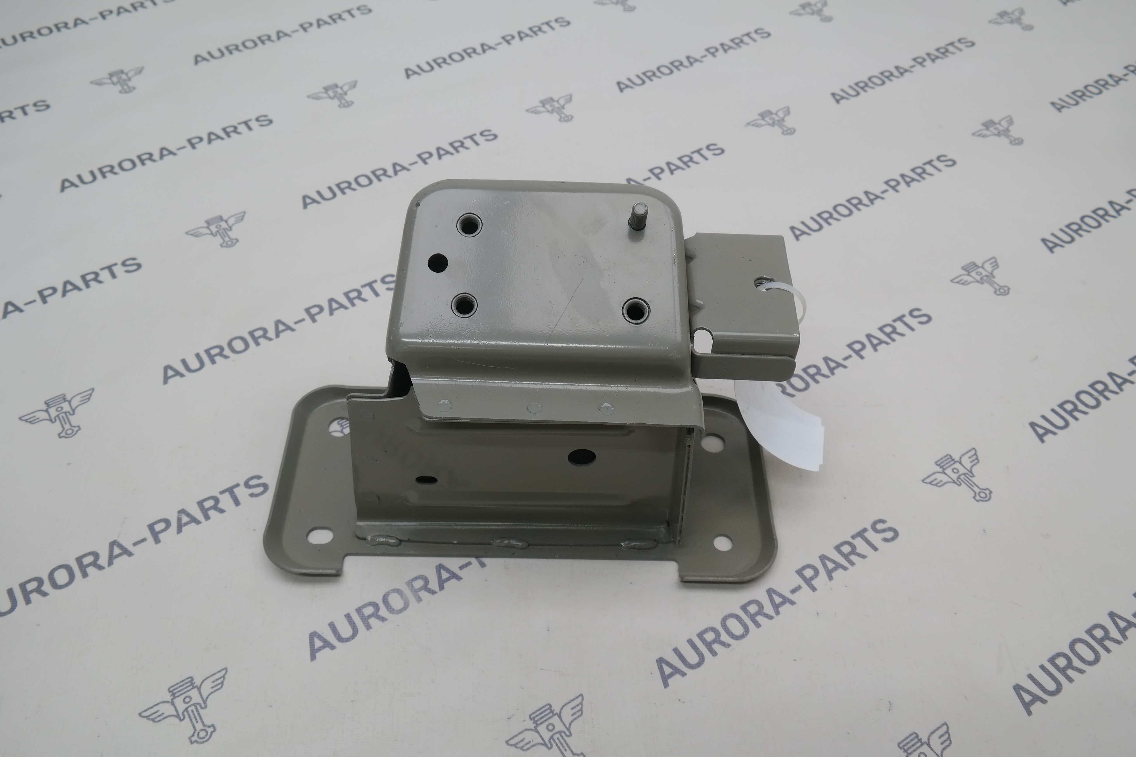 Кронштейн крепления усилителя переднего бампера LH Li Auto LiXiang L9