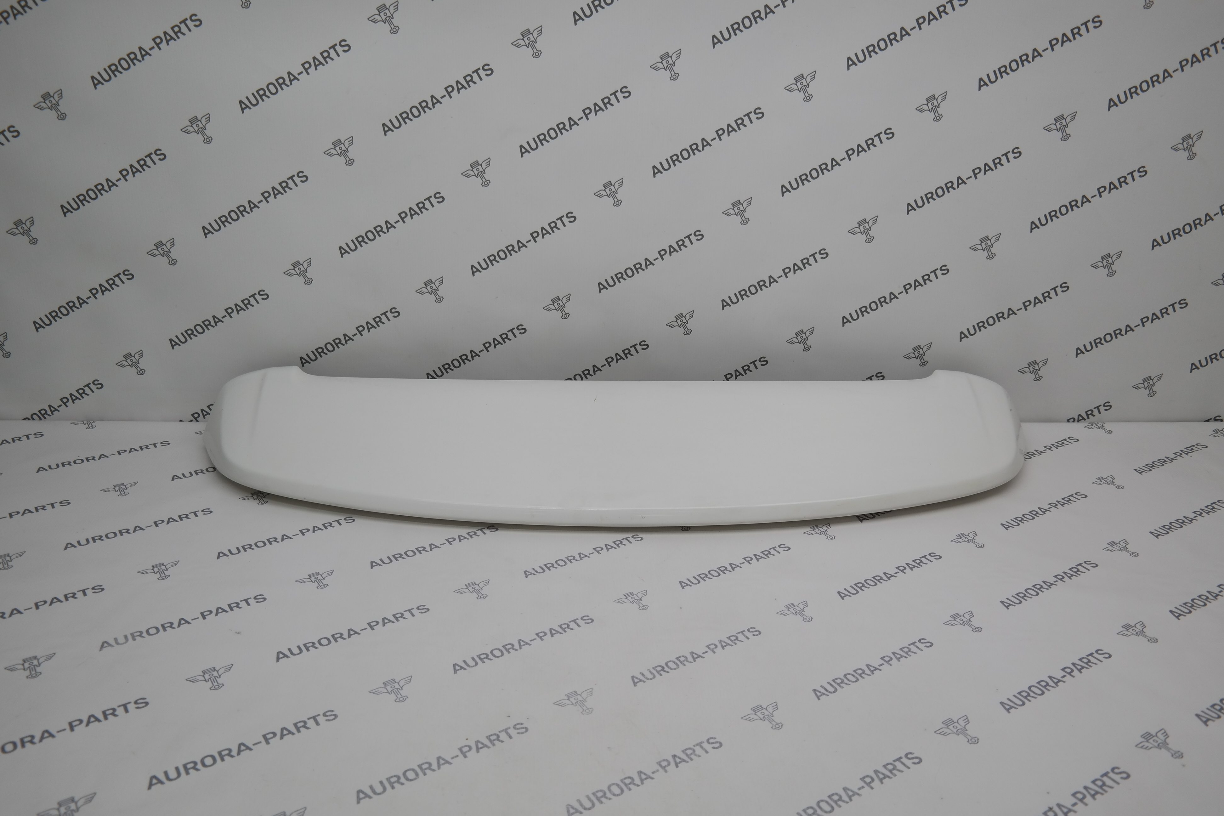 Спойлер крышки багажника Toyota Land Cruiser