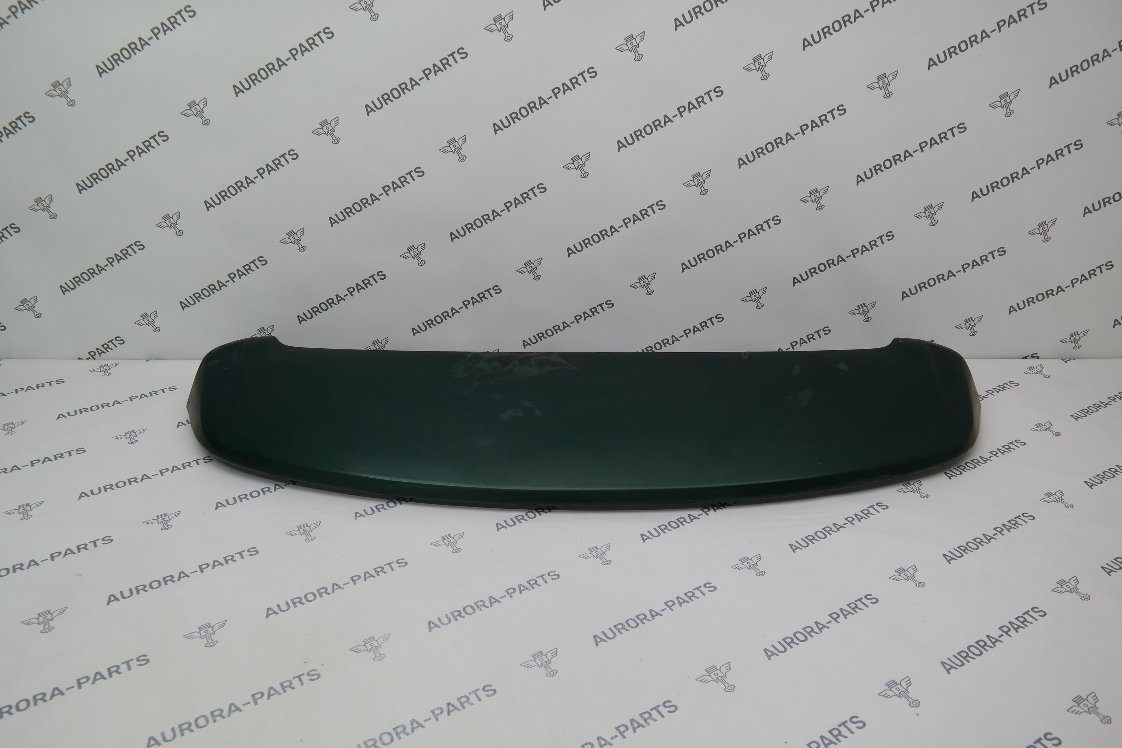 Спойлер крышки багажника Toyota Land Cruiser