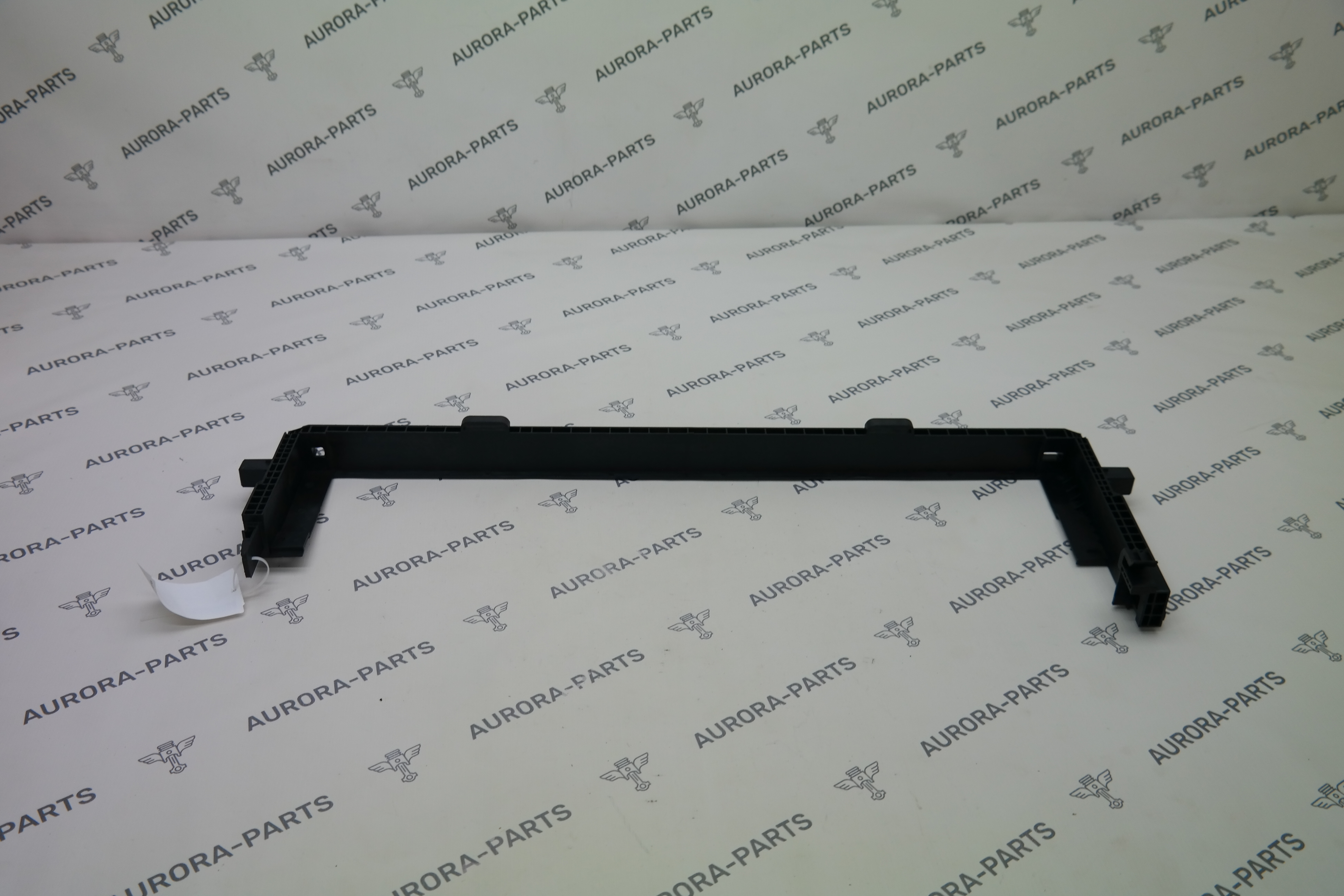 Кронштейн крепления радиатора Li Auto LiXiang L9