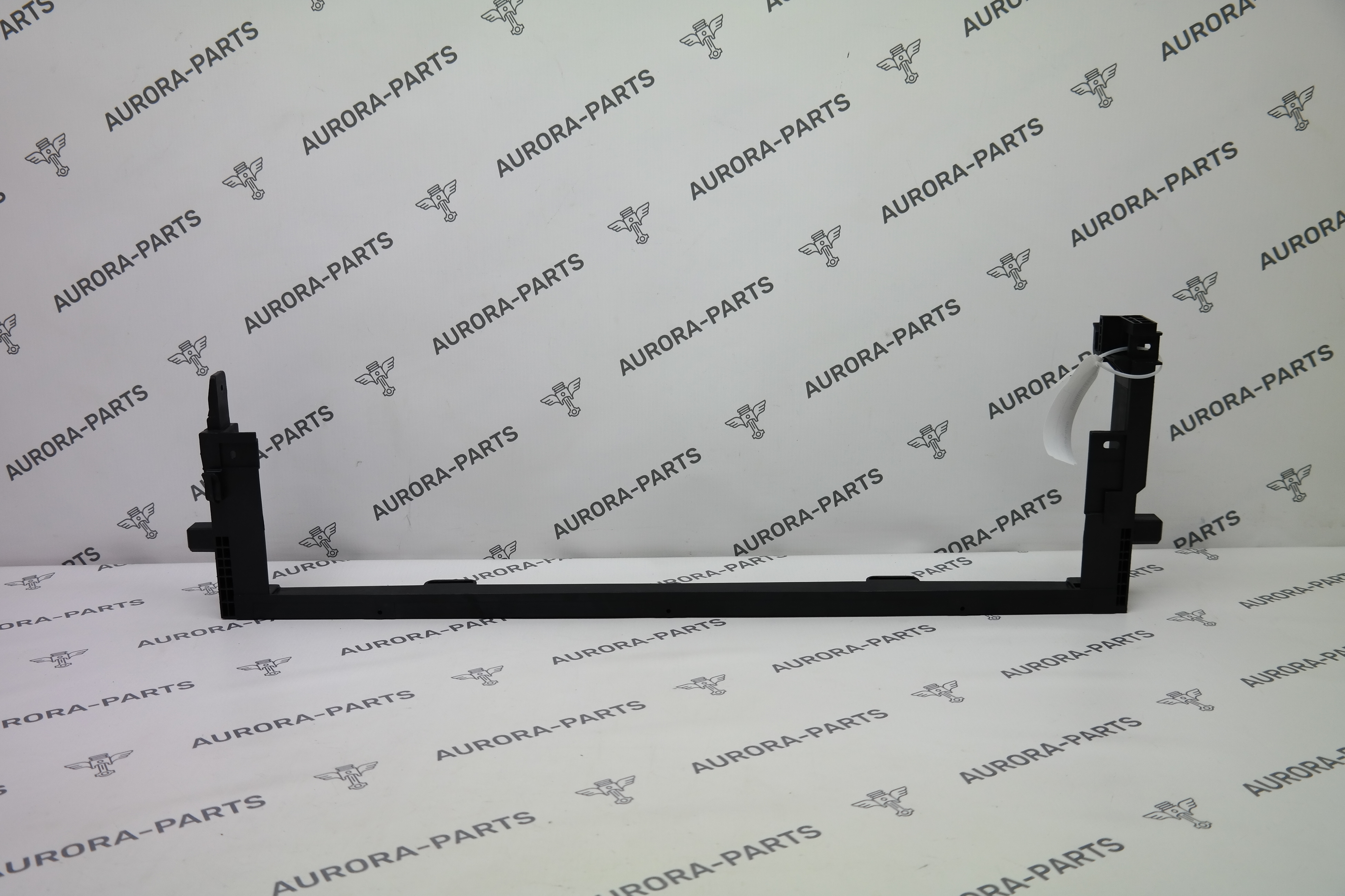 Кронштейн крепления радиатора Li Auto LiXiang L9