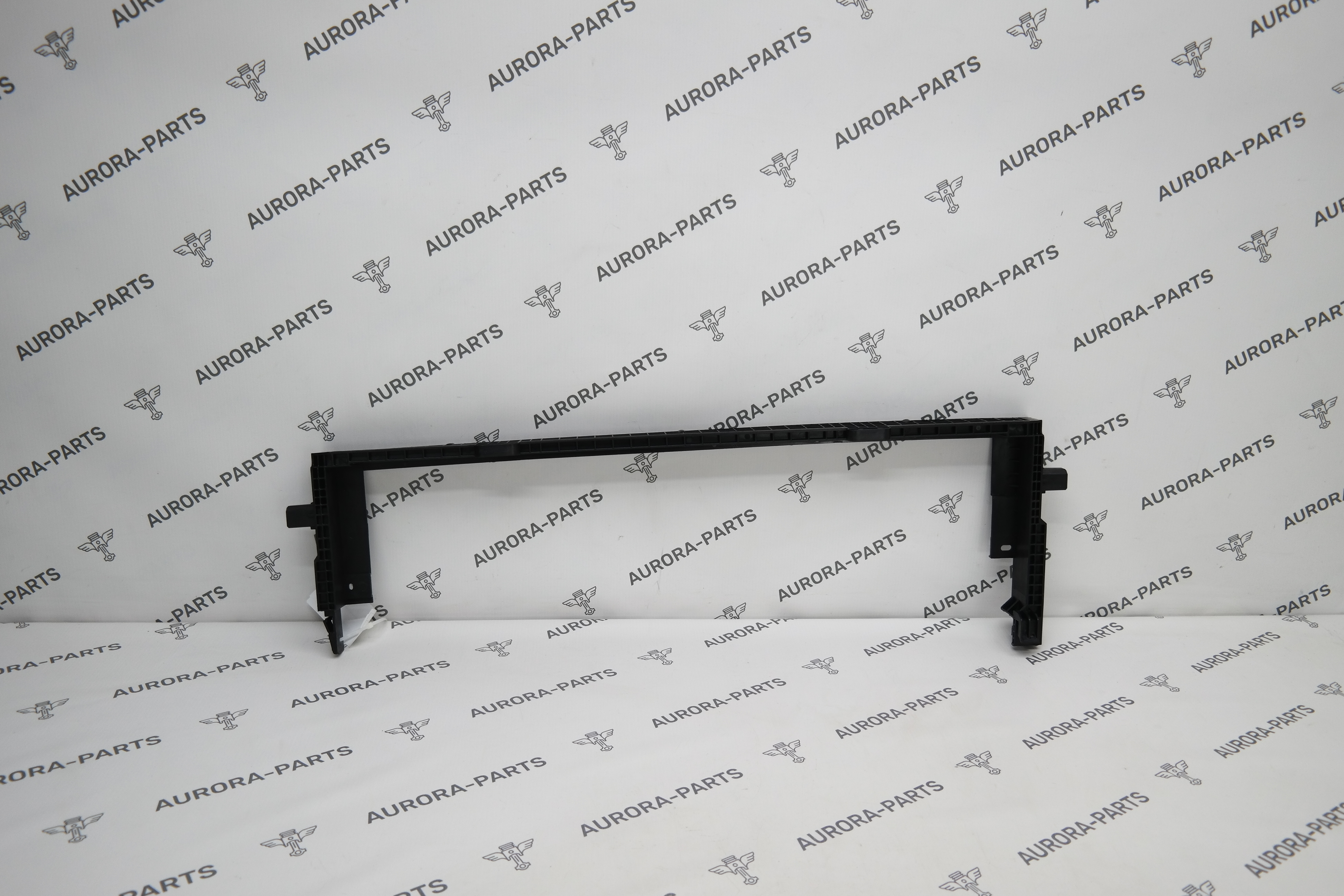 Кронштейн крепления радиатора Li Auto LiXiang L9