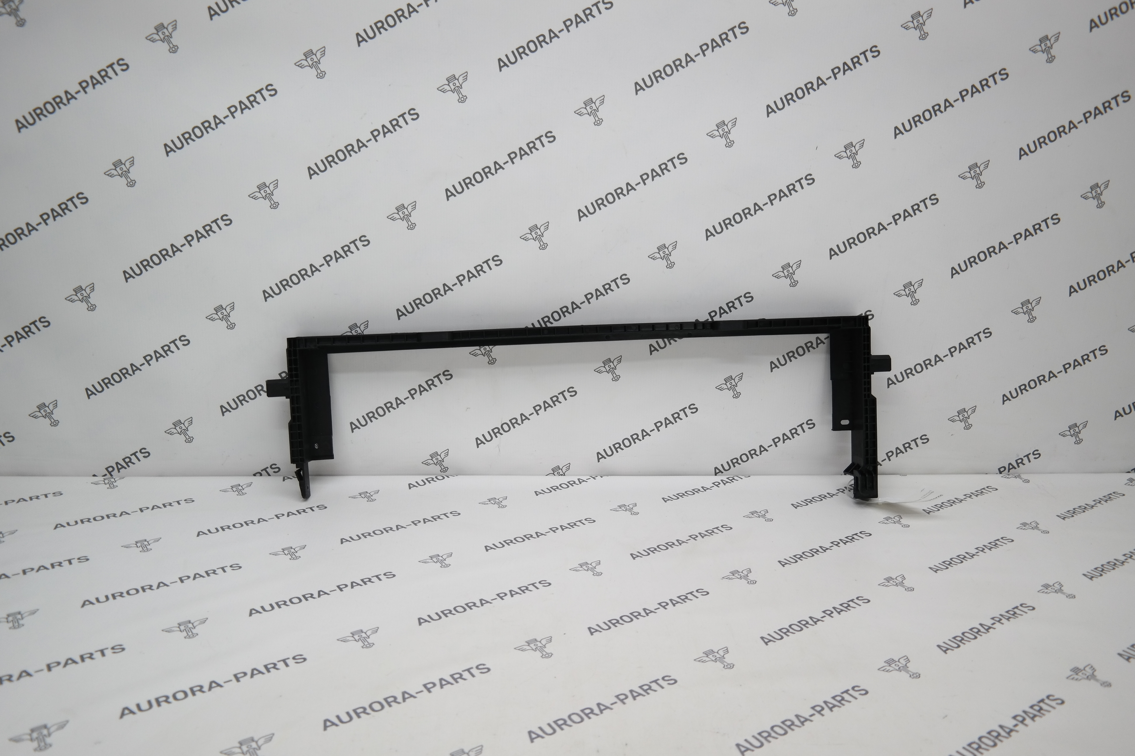 Кронштейн крепления радиатора Li Auto LiXiang L9