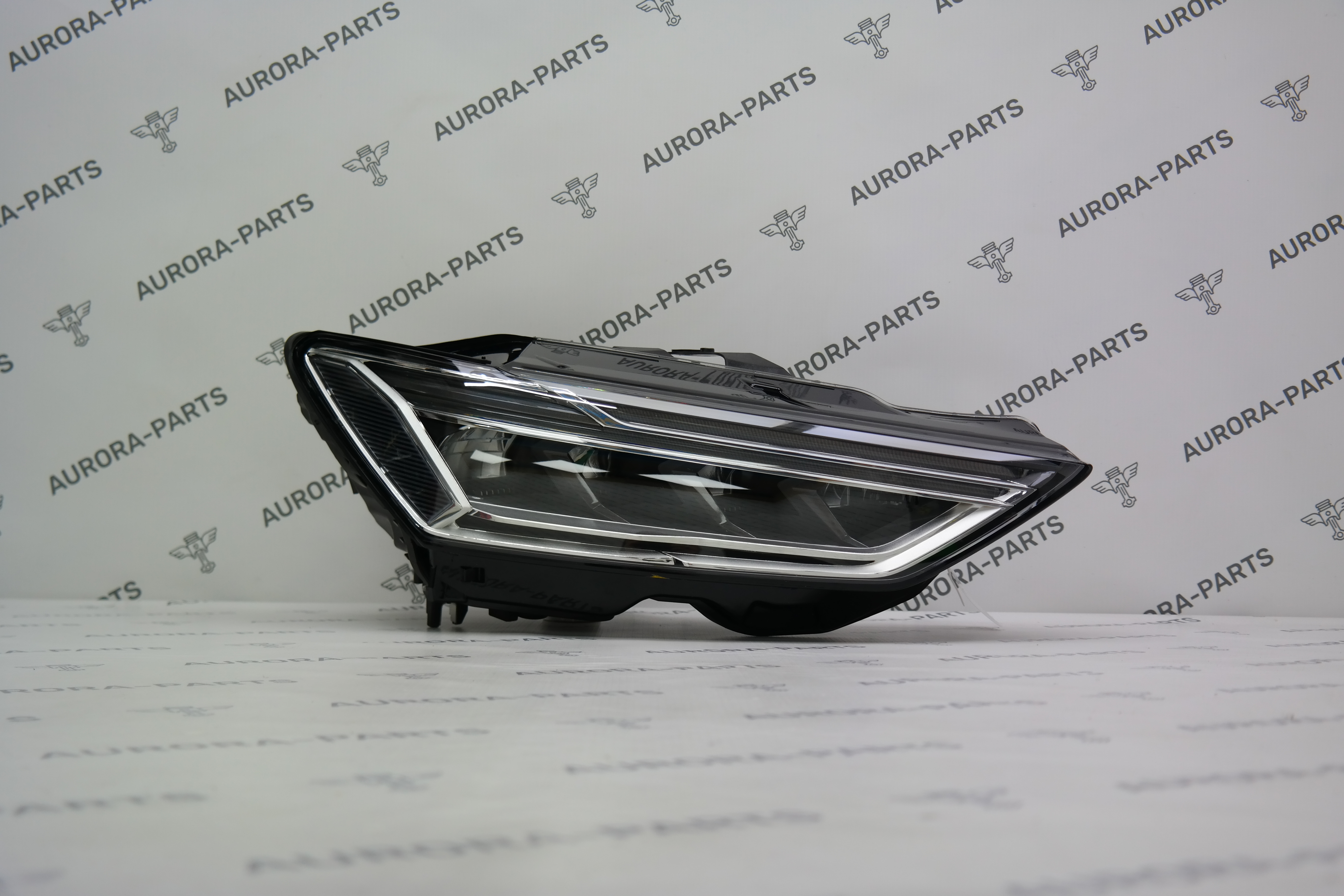 Фара светодиодная в сборе RH Audi A7