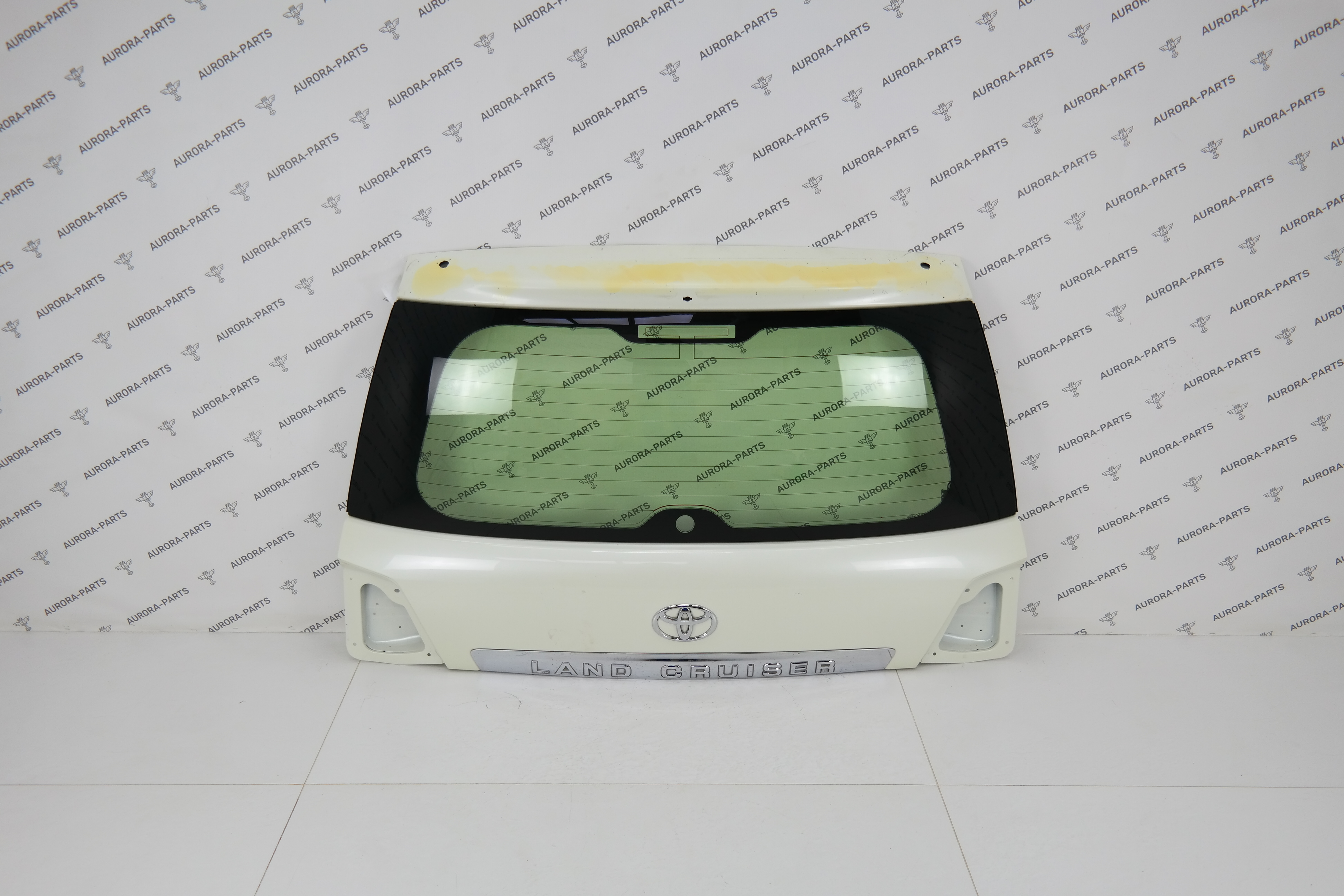 Крышка багажника (Голая, со стеклом) Toyota Land Cruiser